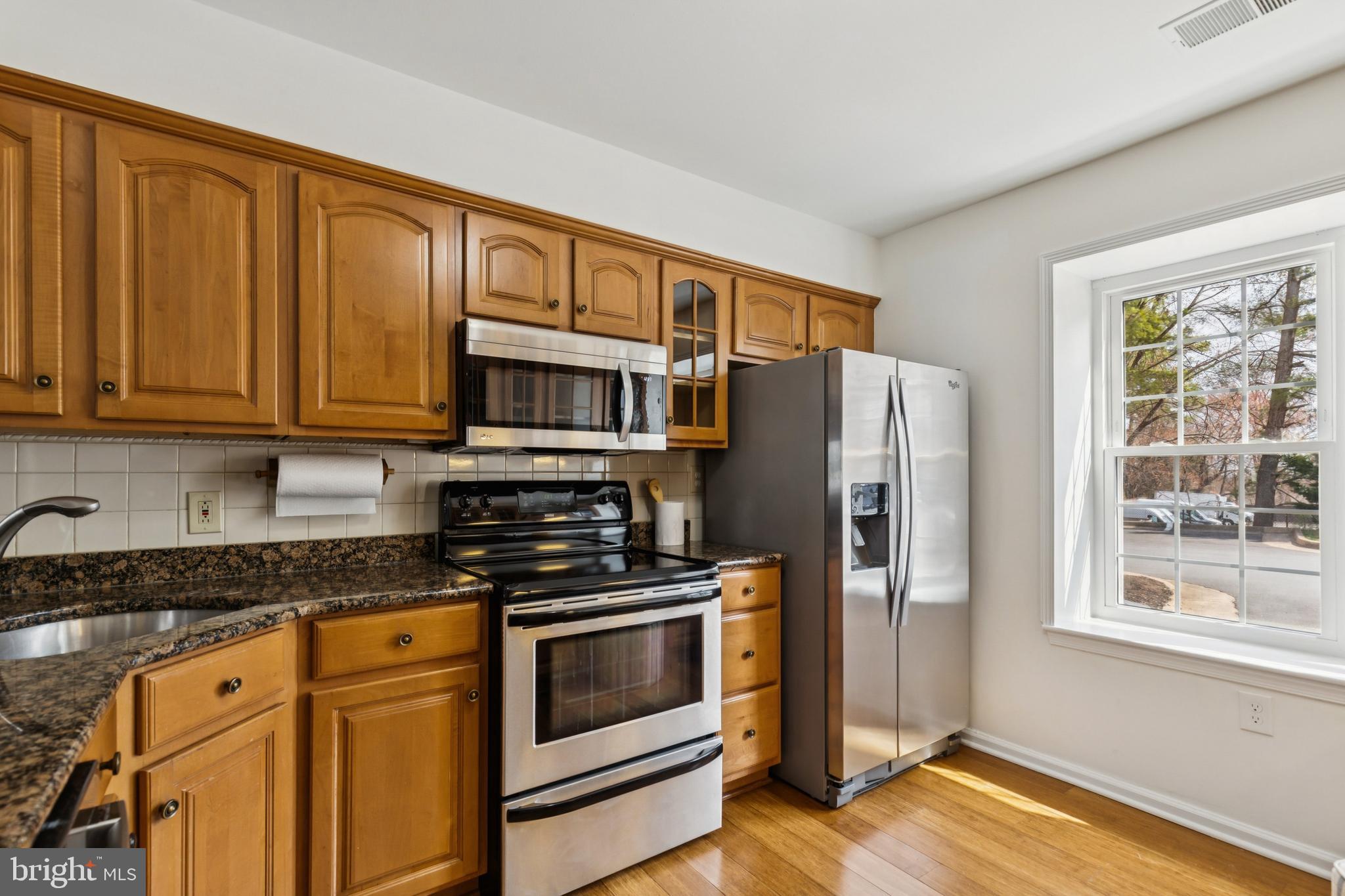 WATERS EDGE - Residential