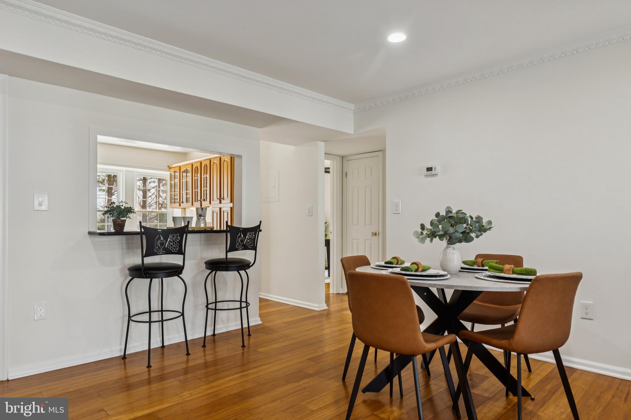 WATERS EDGE - Residential