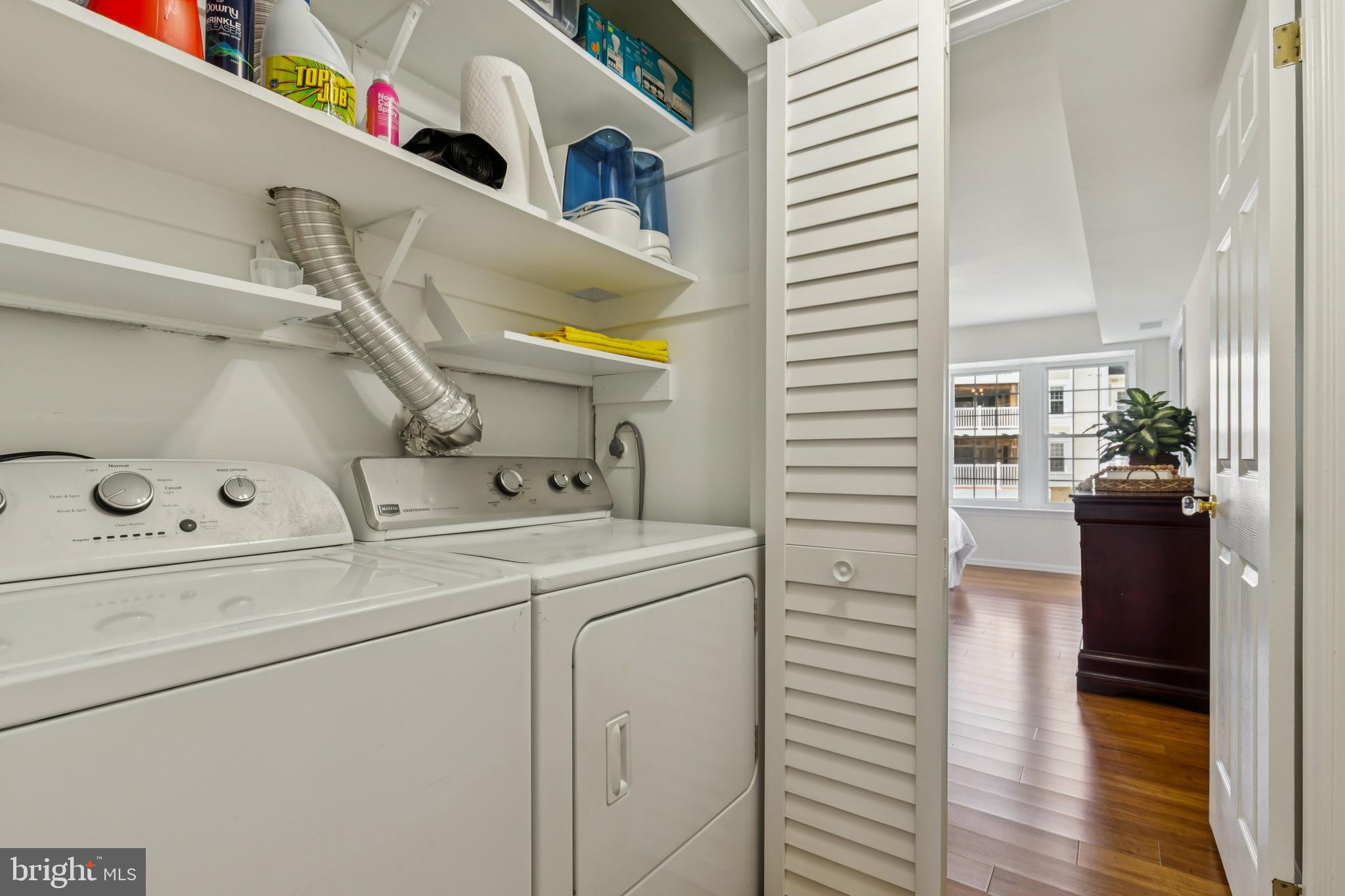 WATERS EDGE - Residential