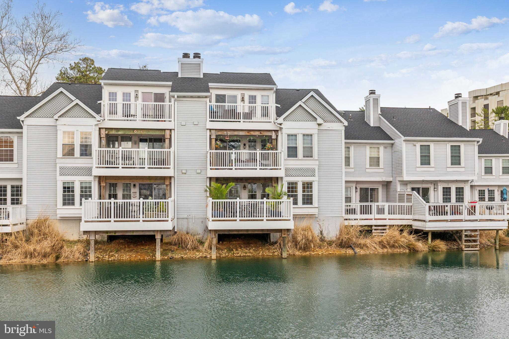 WATERS EDGE - Residential