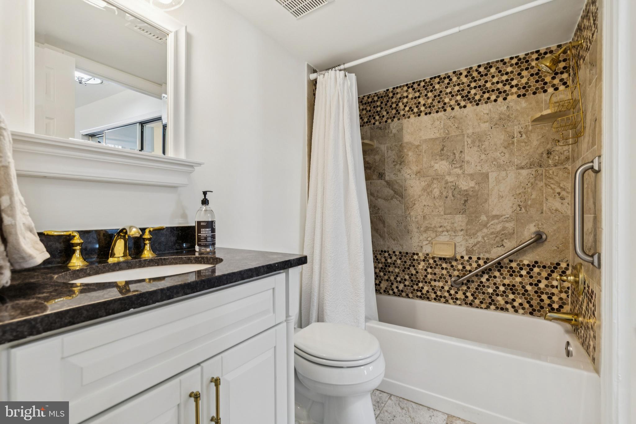 WATERS EDGE - Residential