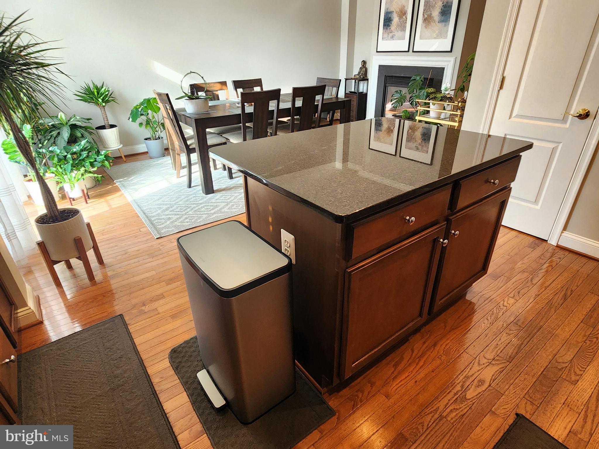 REDLAND ESTATES - Residential Lease