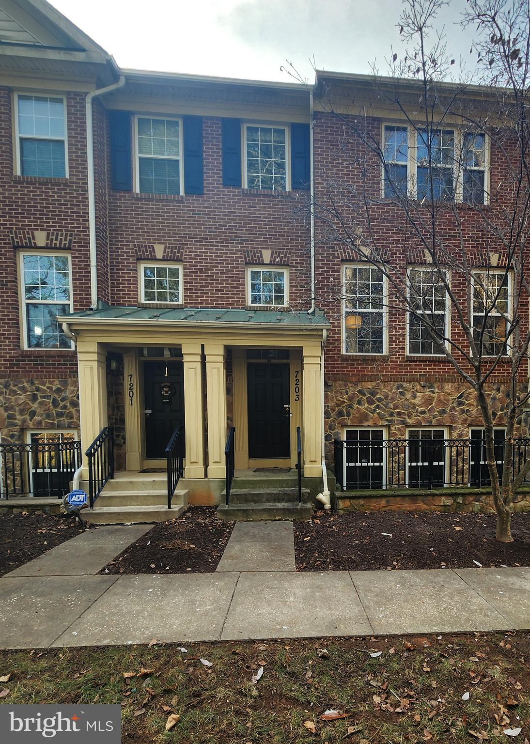 REDLAND ESTATES - Residential Lease