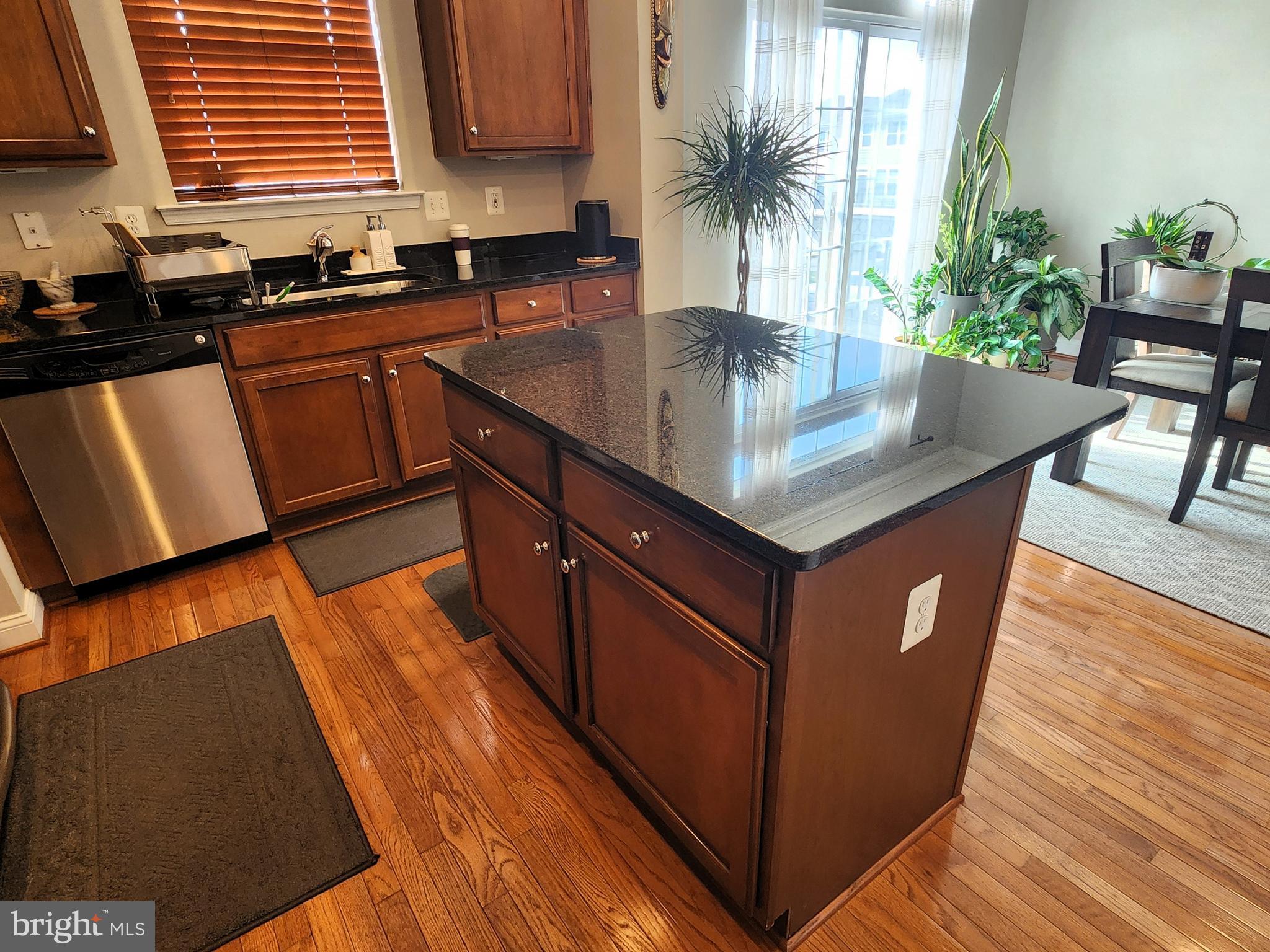 REDLAND ESTATES - Residential Lease