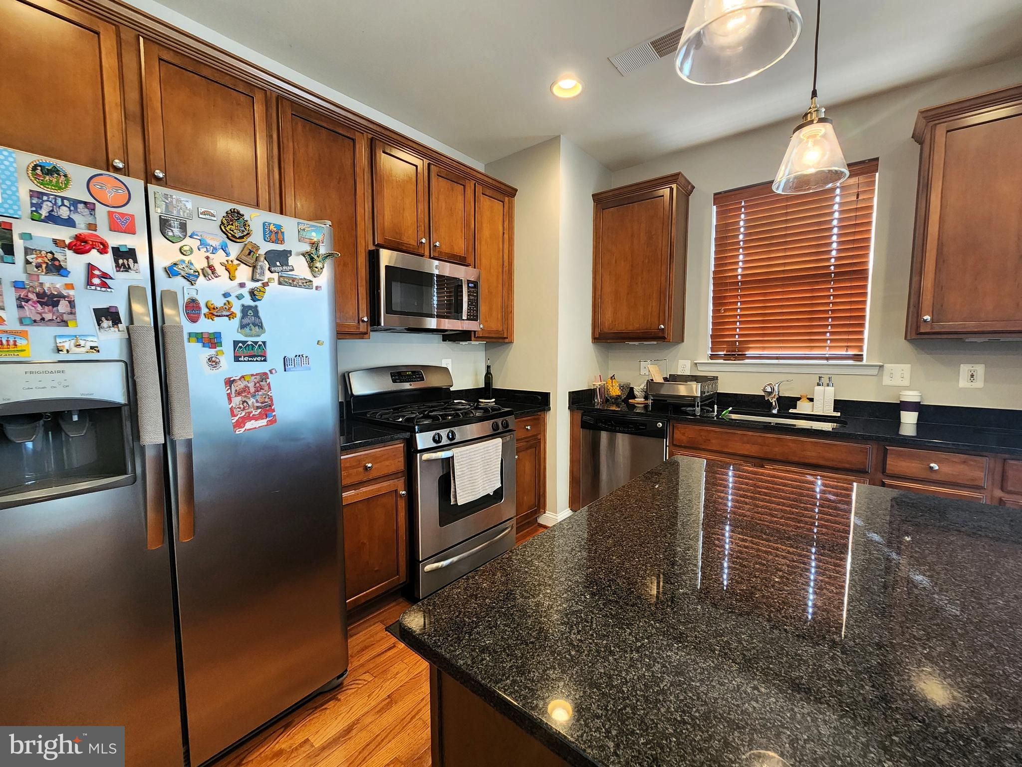 REDLAND ESTATES - Residential Lease