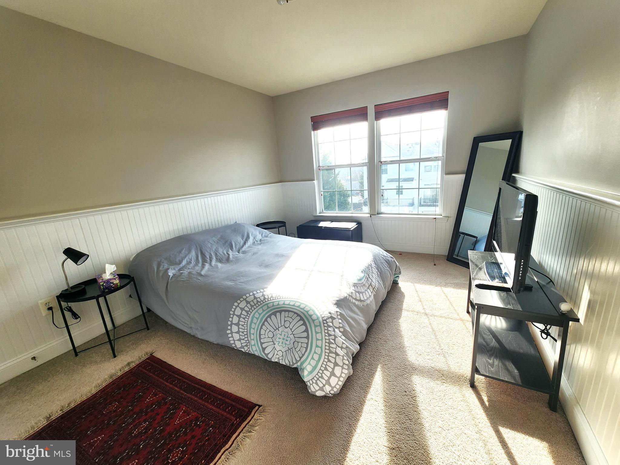 REDLAND ESTATES - Residential Lease