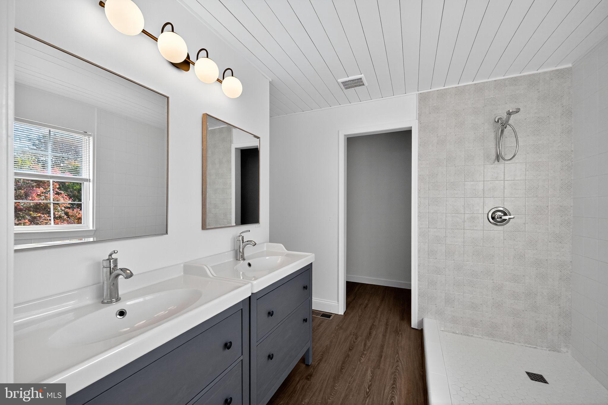 EBAUGHS CREEK - Residential