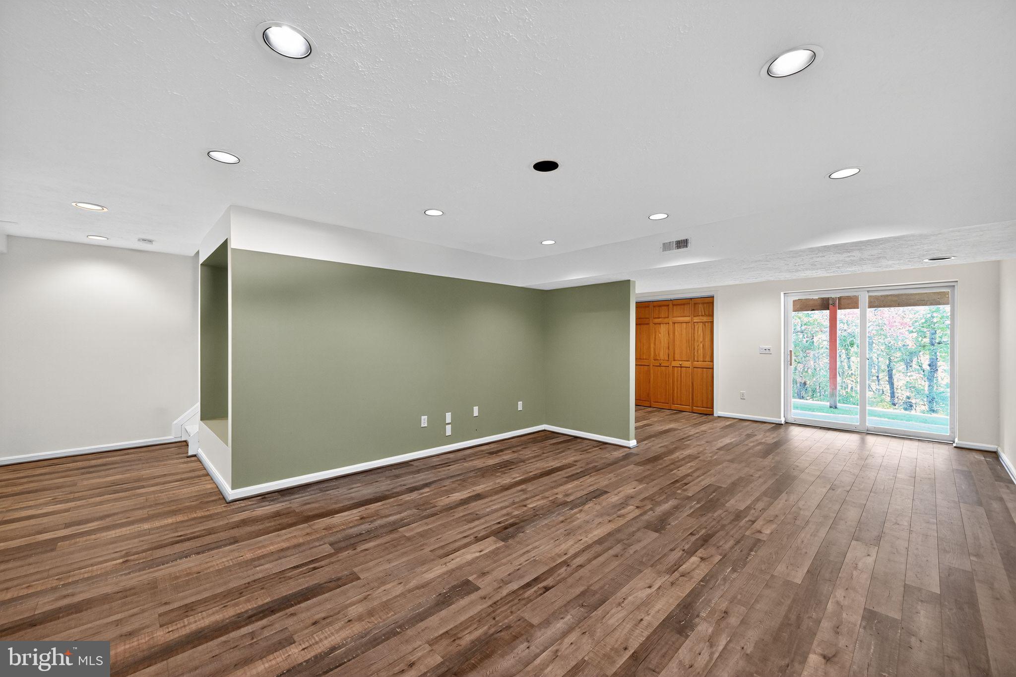 EBAUGHS CREEK - Residential