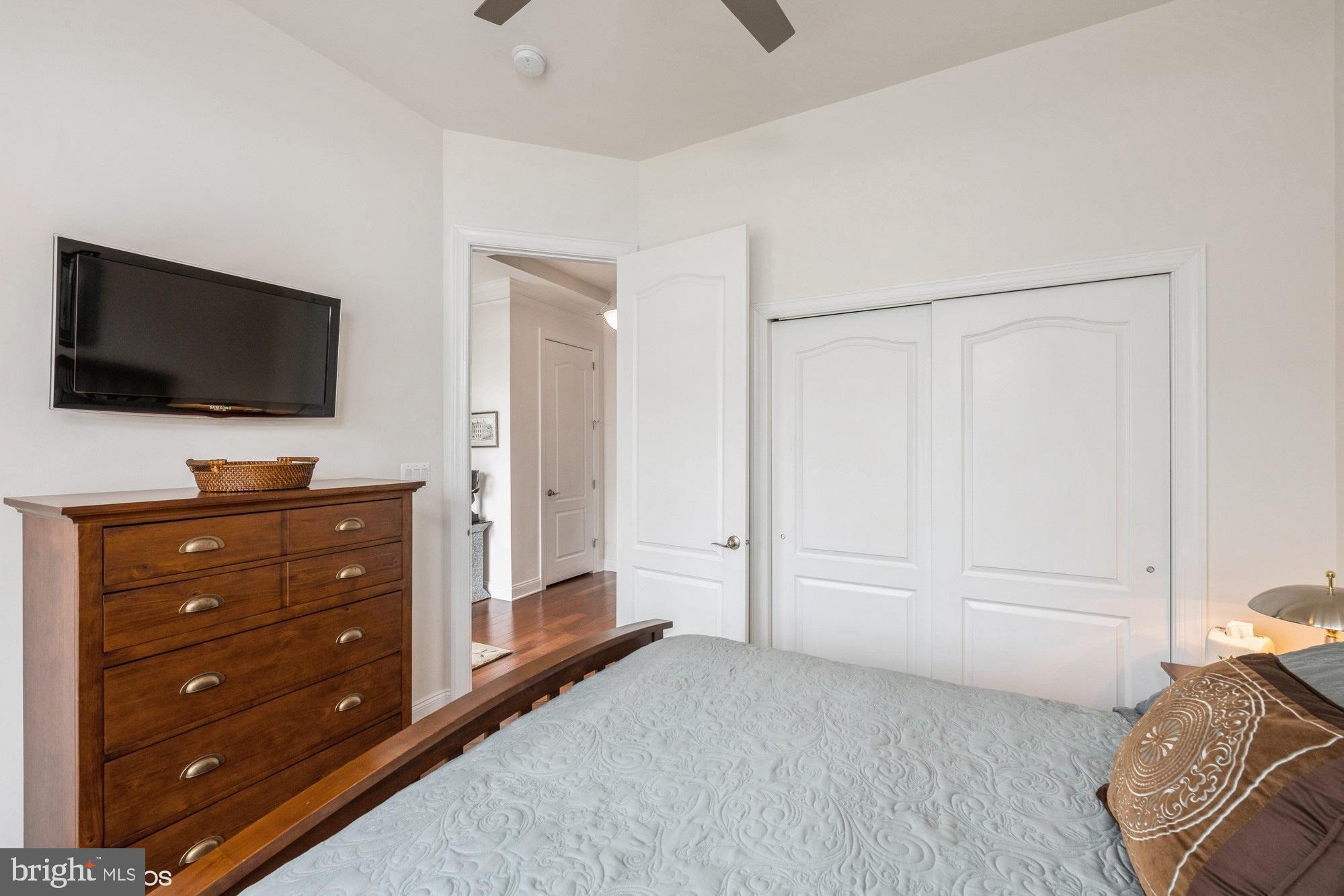 REGENCY AT CHANCELLORSVILLE - Residential