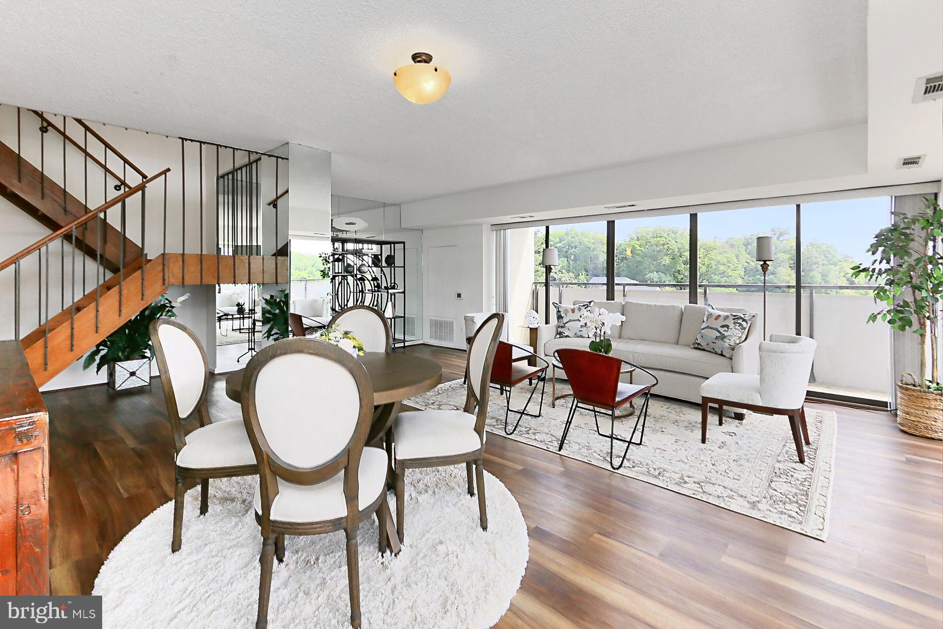 CARLYLE HOUSE - Residential