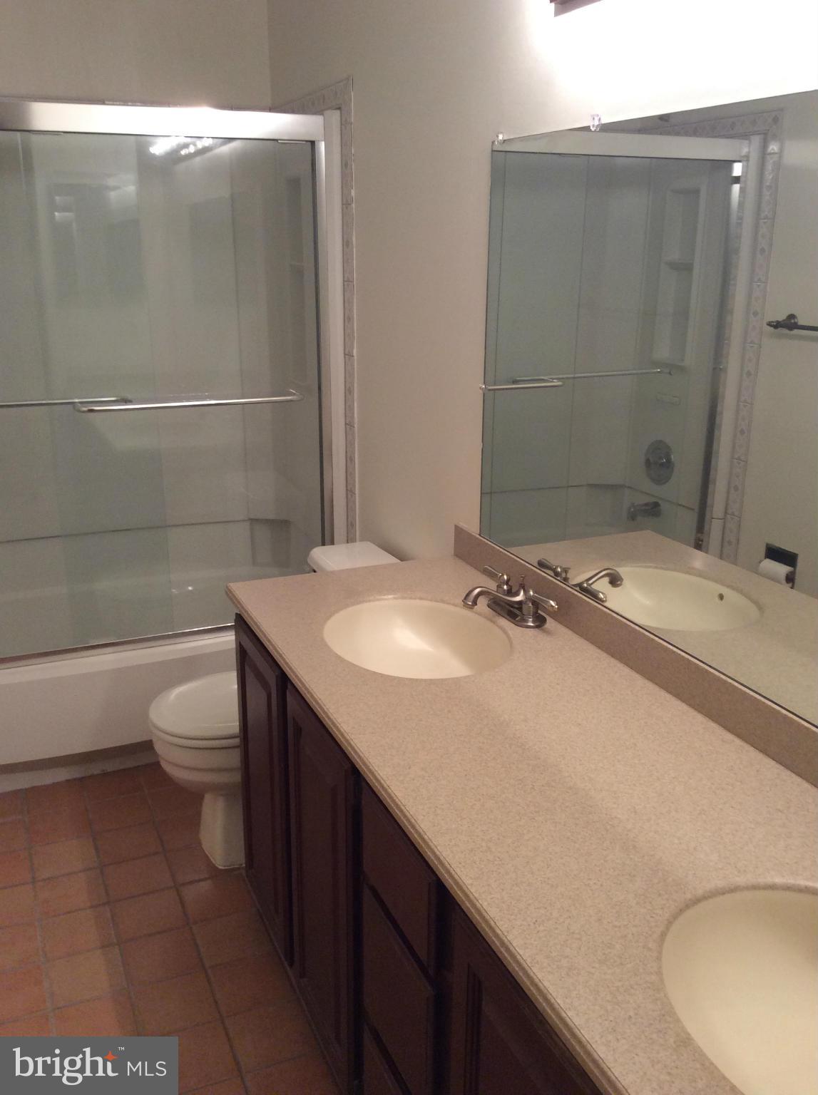 HAYFIELD VIEW - Residential Lease