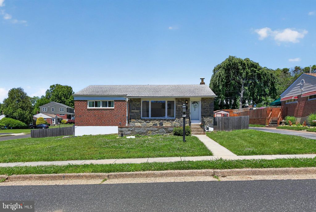 Photo of 504 Louise Road, GLENSIDE, PA 19038 (MLS # PAMC2182522)