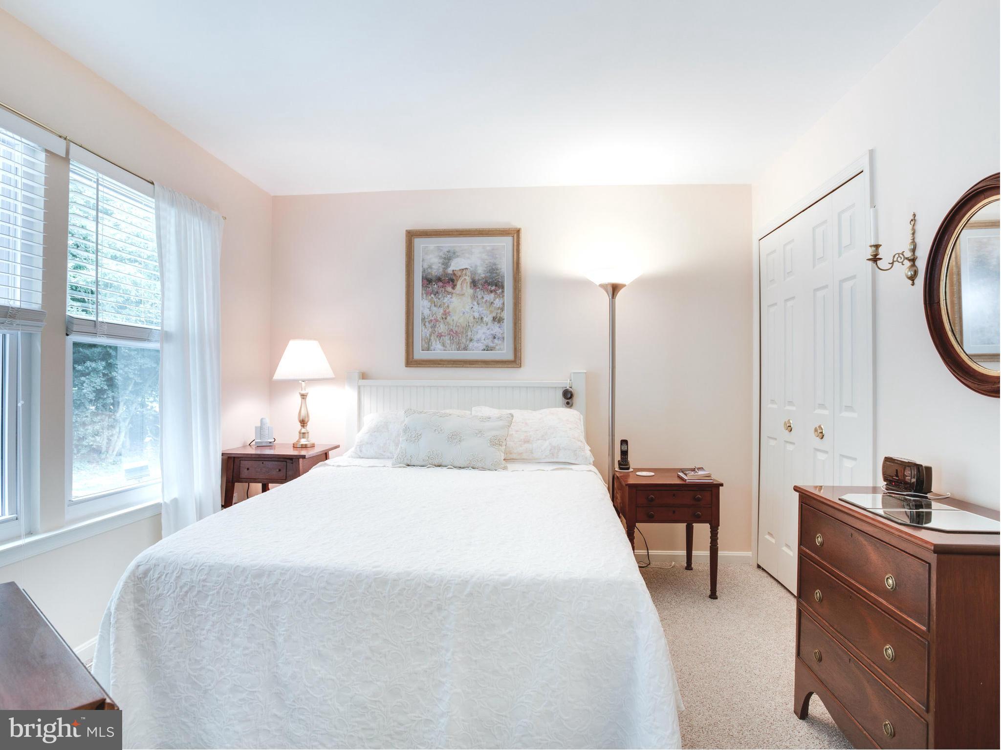 HUNT MEADOW - Residential