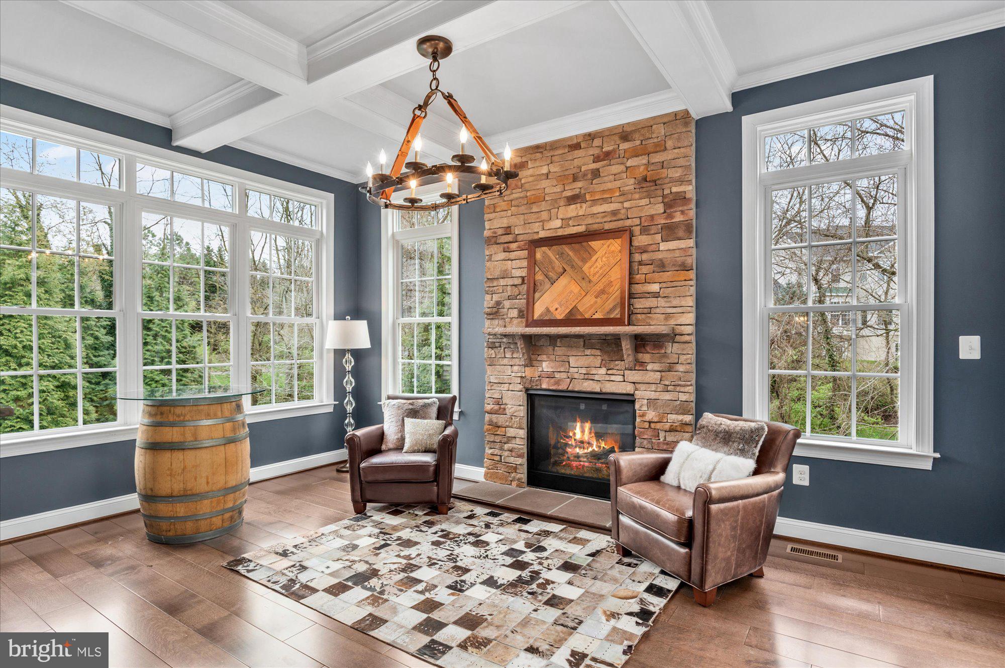 SHAKER KNOLLS - Residential