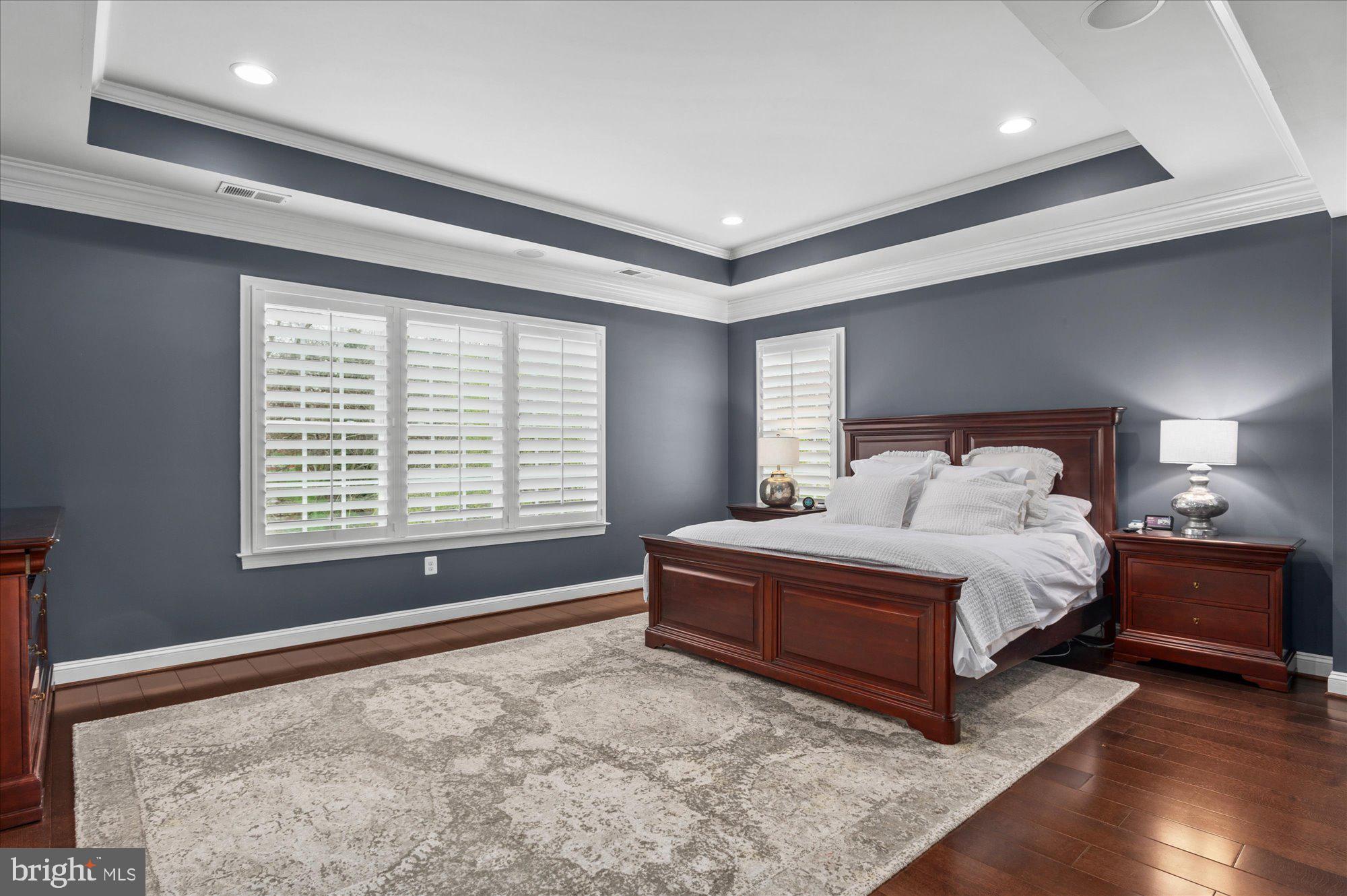 SHAKER KNOLLS - Residential