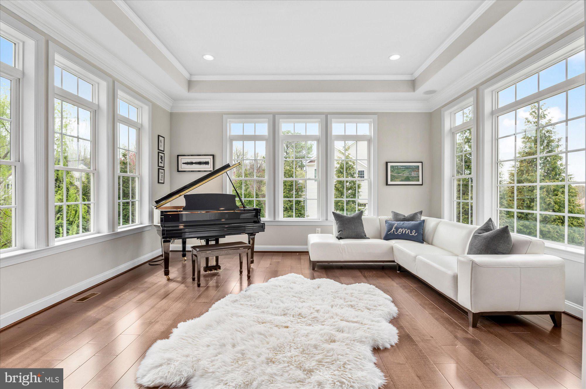 SHAKER KNOLLS - Residential