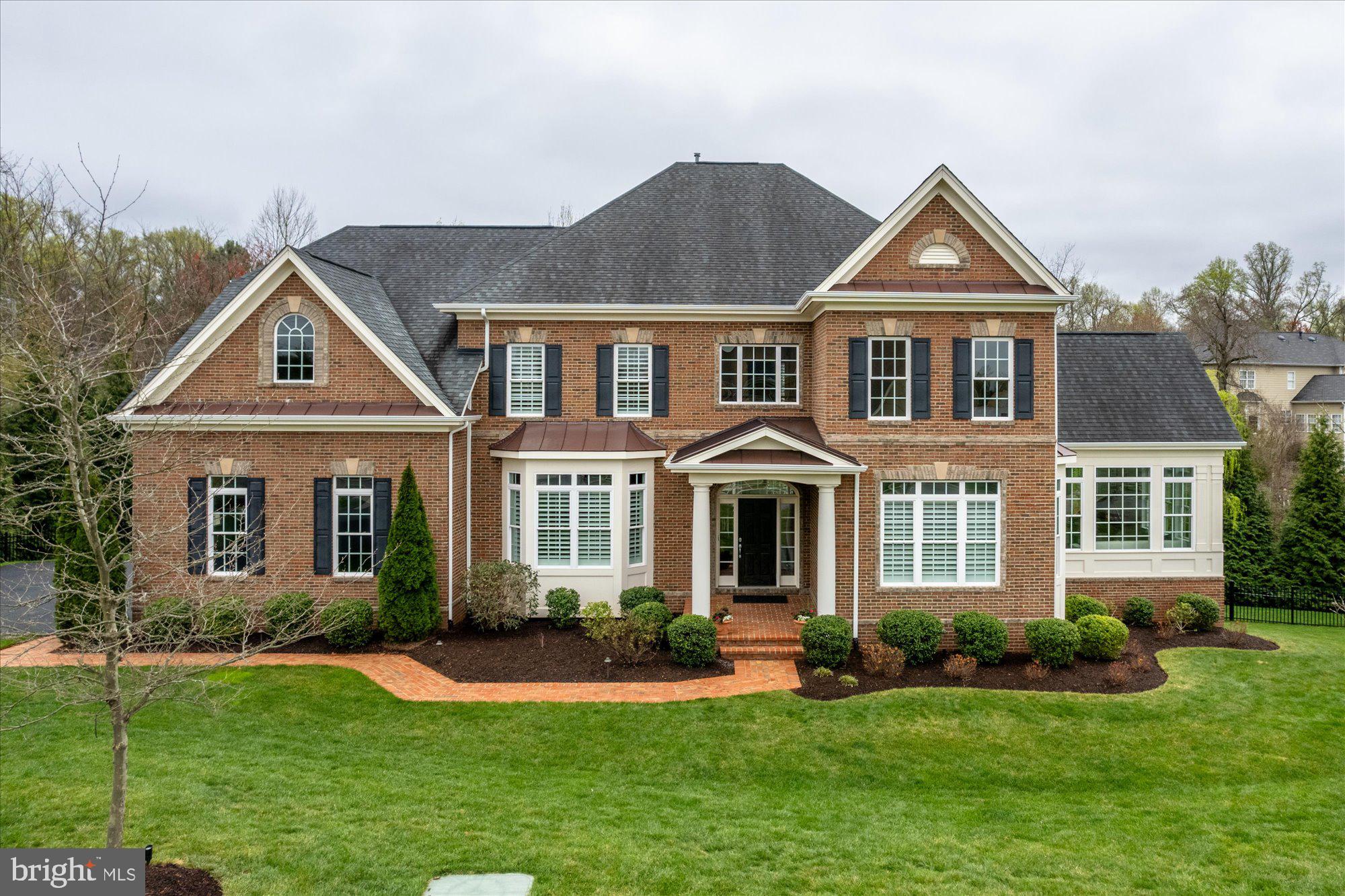 SHAKER KNOLLS - Residential