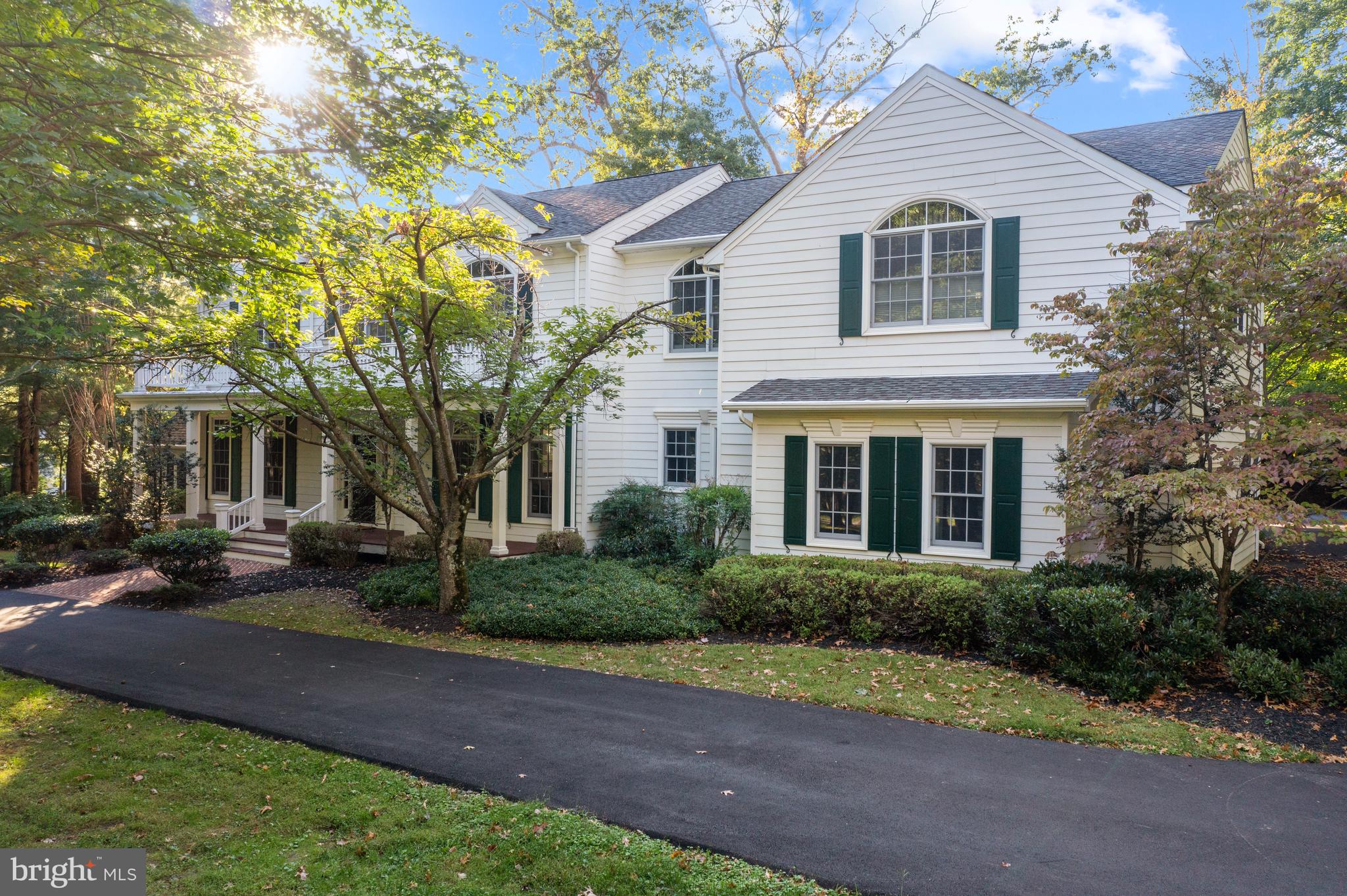 2218 CAVES ROAD