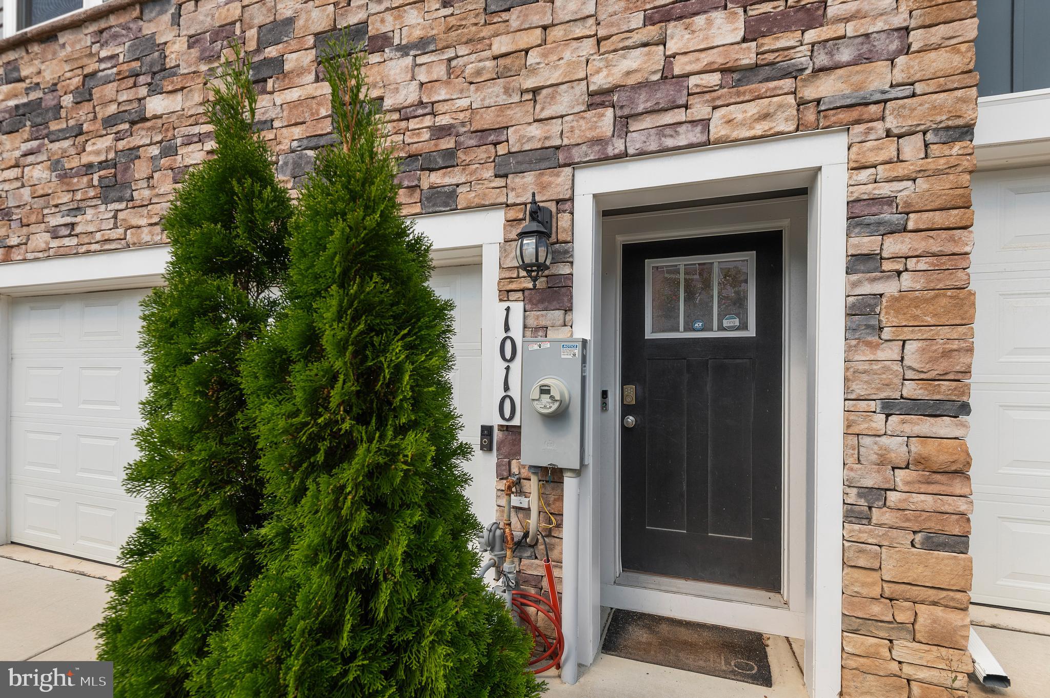 SEVERN MEADOWS - Residential