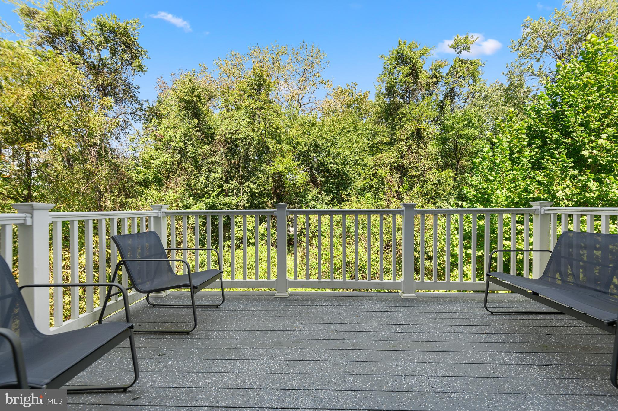 SEVERN MEADOWS - Residential