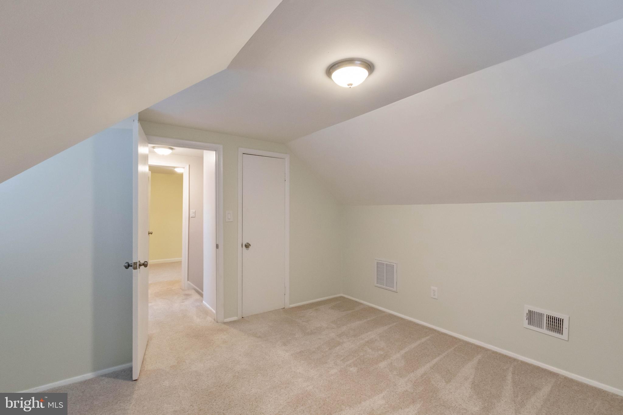 MANASSAS PARK - Residential