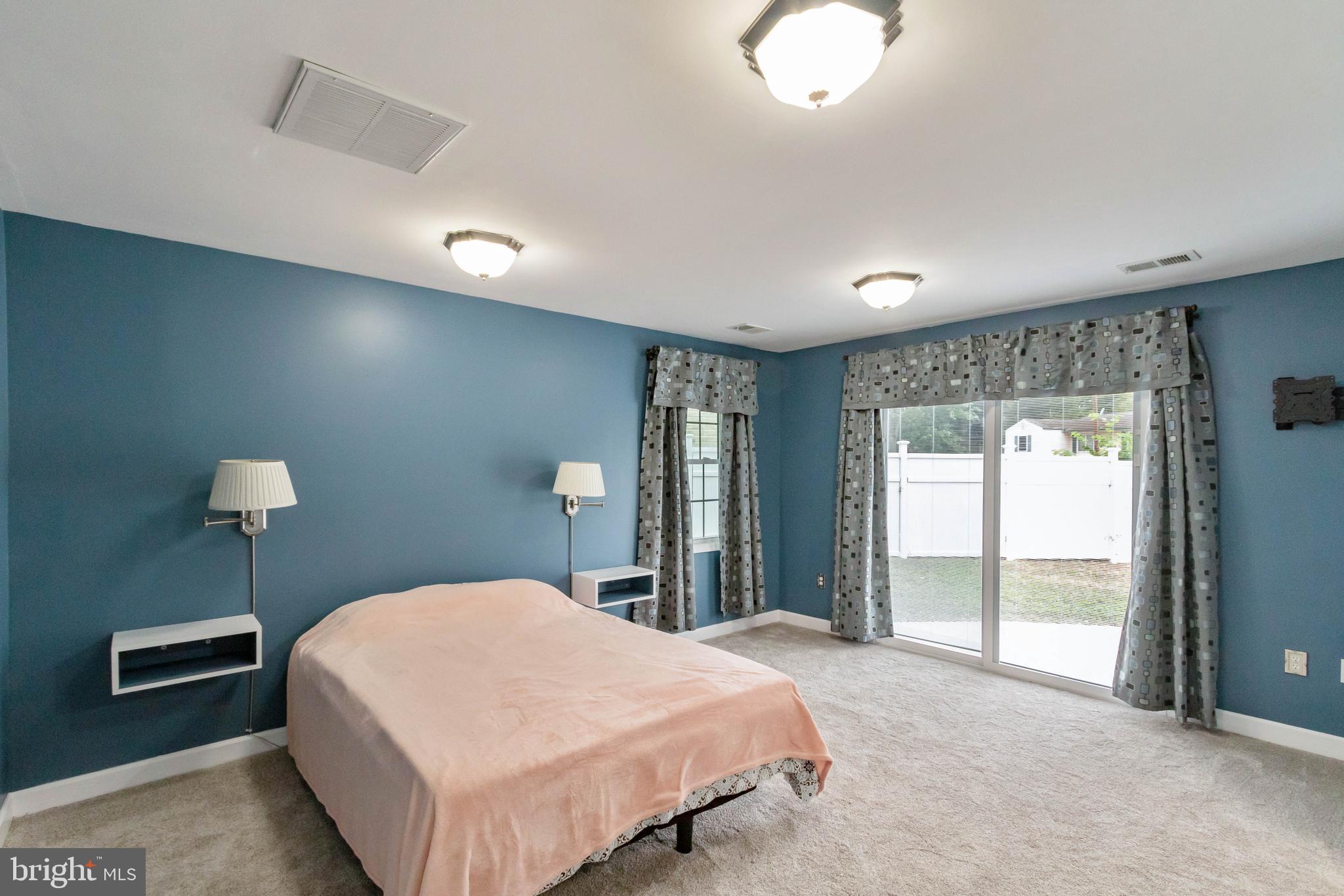 MANASSAS PARK - Residential