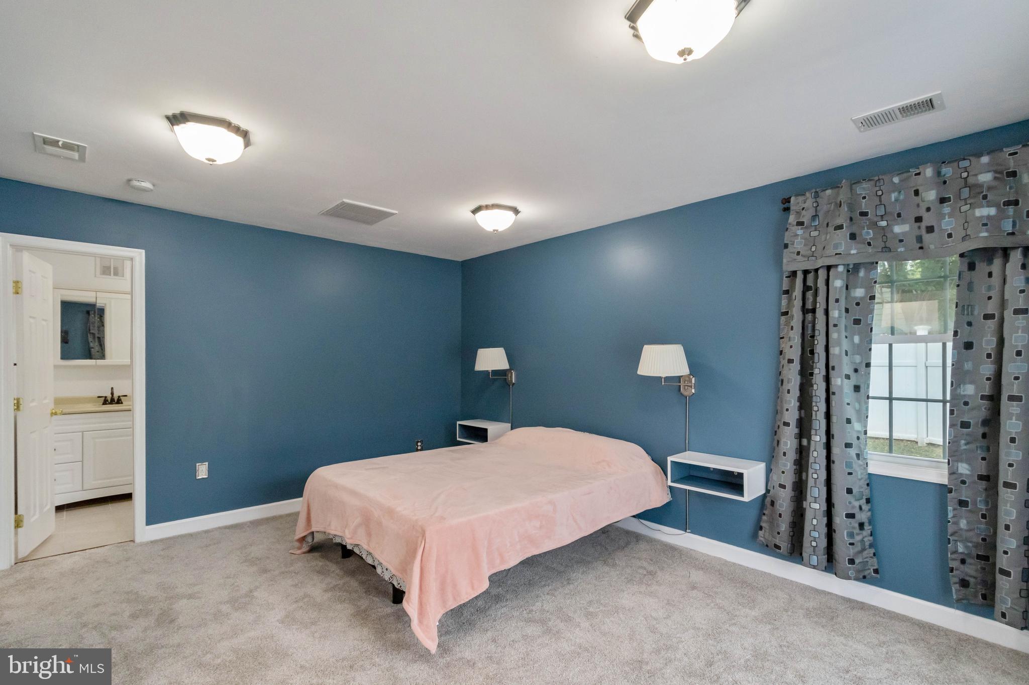 MANASSAS PARK - Residential