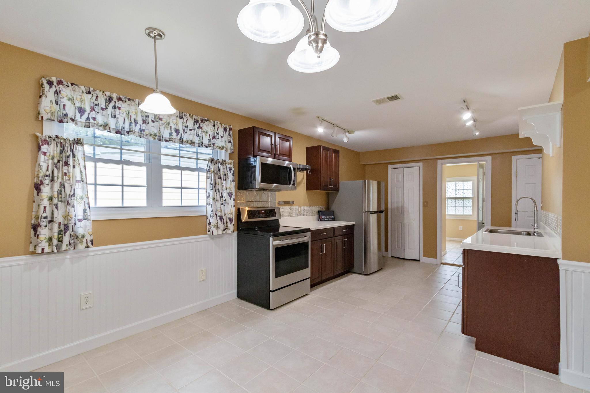 MANASSAS PARK - Residential