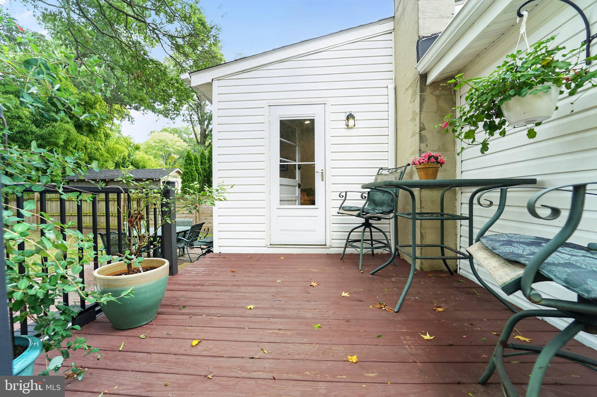 206 LINDEN AVENUE