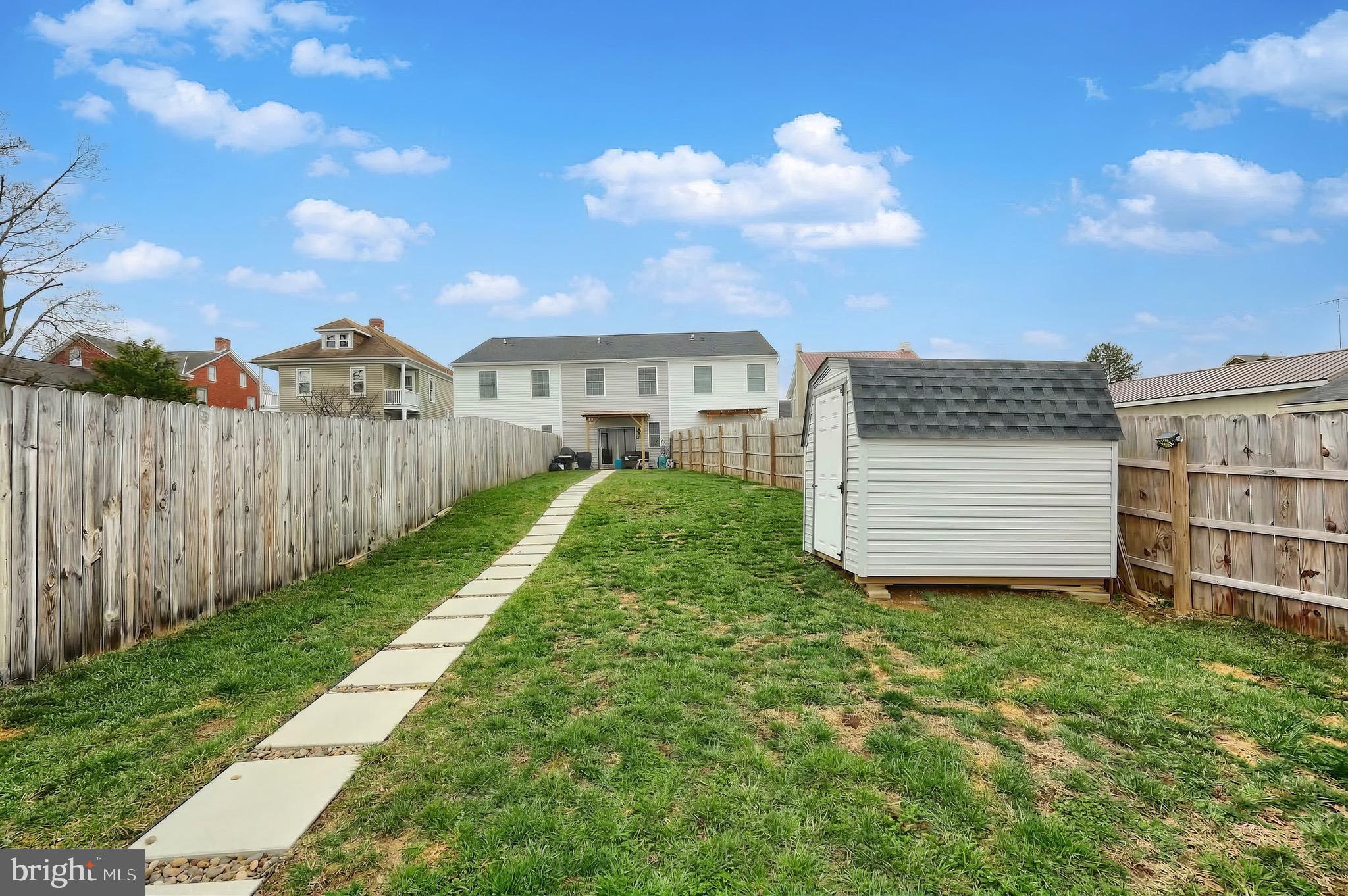 MCSHERRYSTOWN - Residential