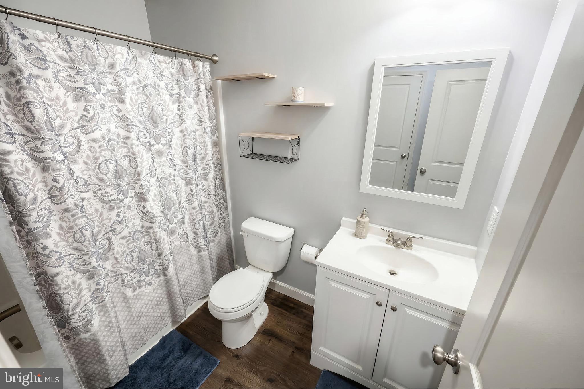 MCSHERRYSTOWN - Residential