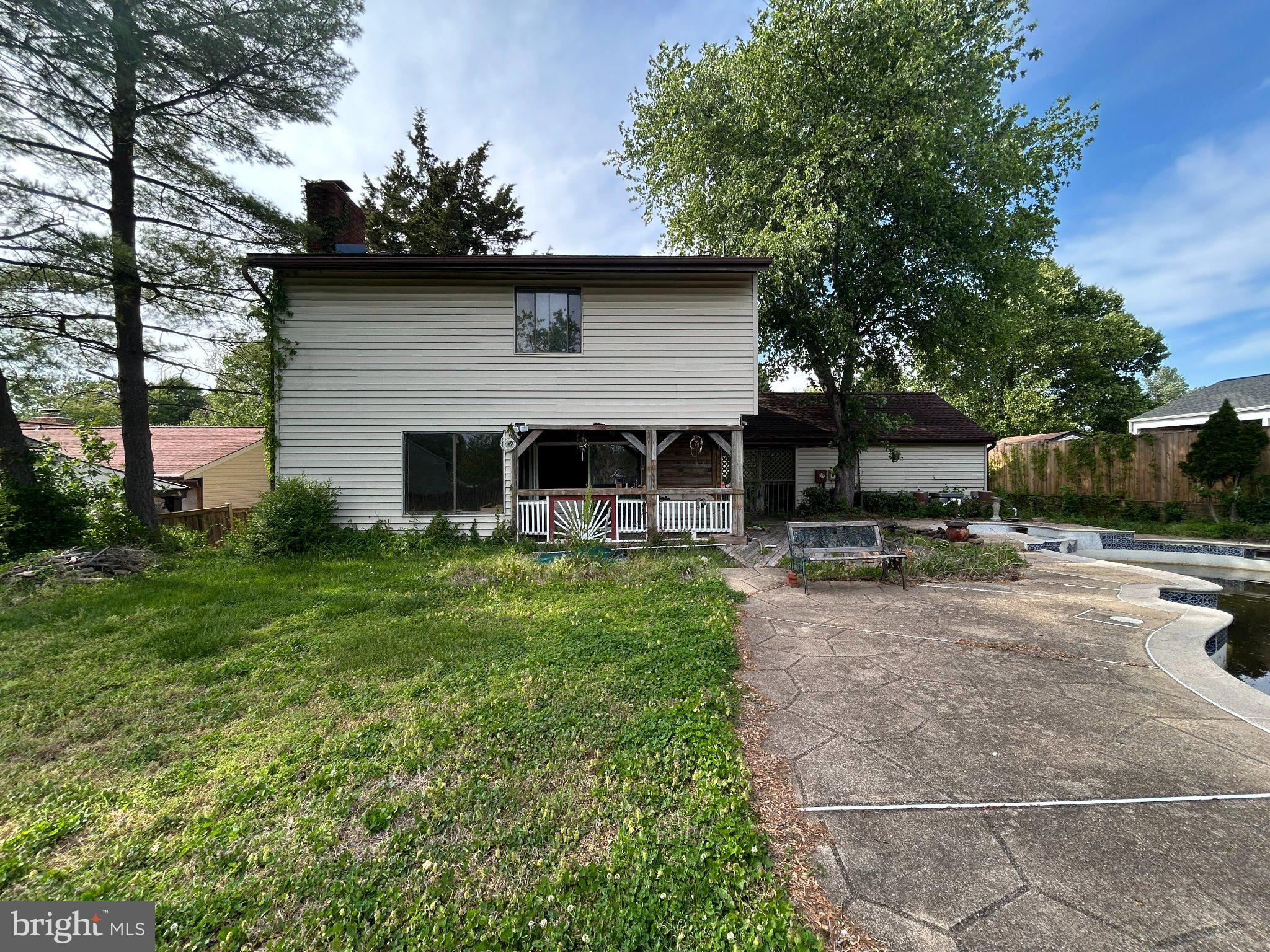 102 WRIGHTWOOD PLACE