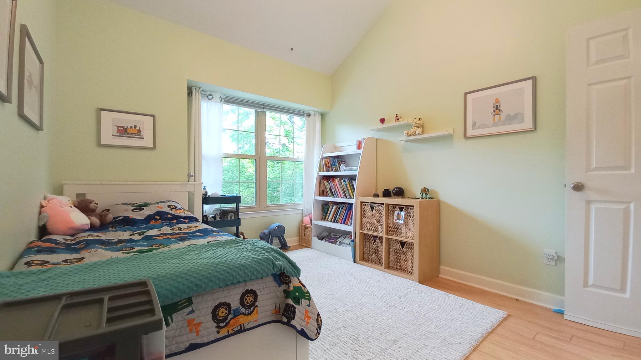 BENTLEY PLACE - Residential Lease