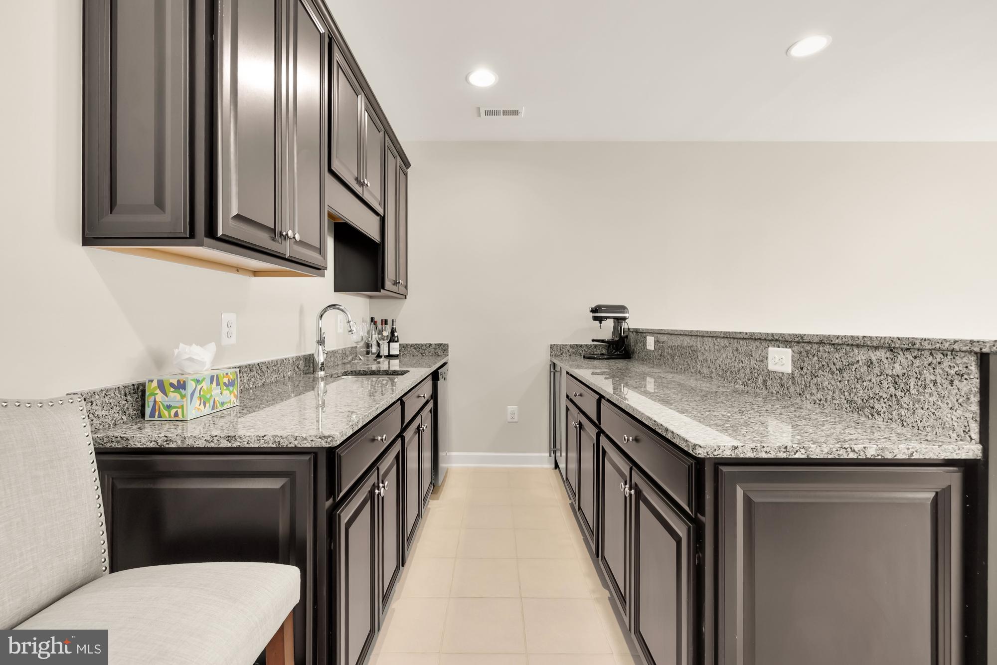 WOODSON SQUARE - Residential