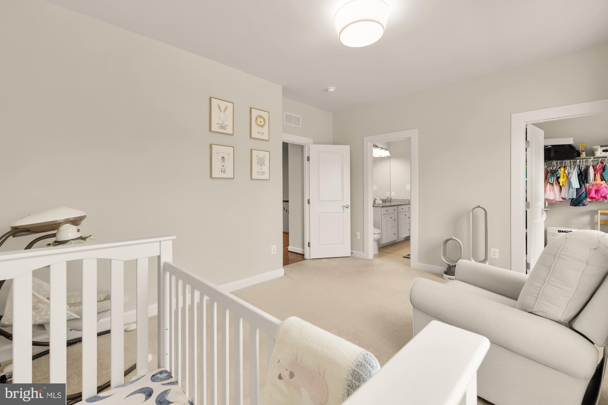 WOODSON SQUARE - Residential