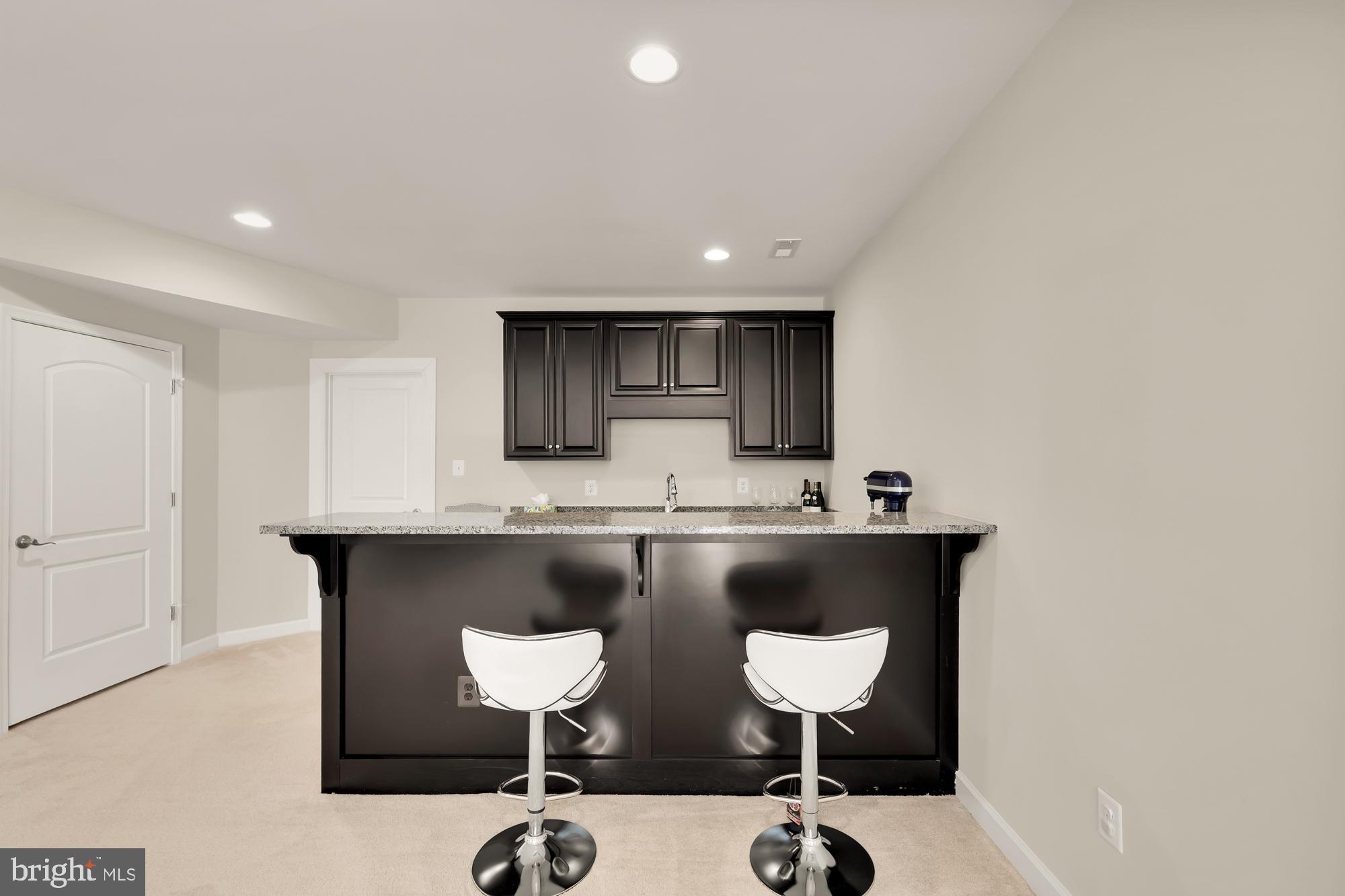 WOODSON SQUARE - Residential