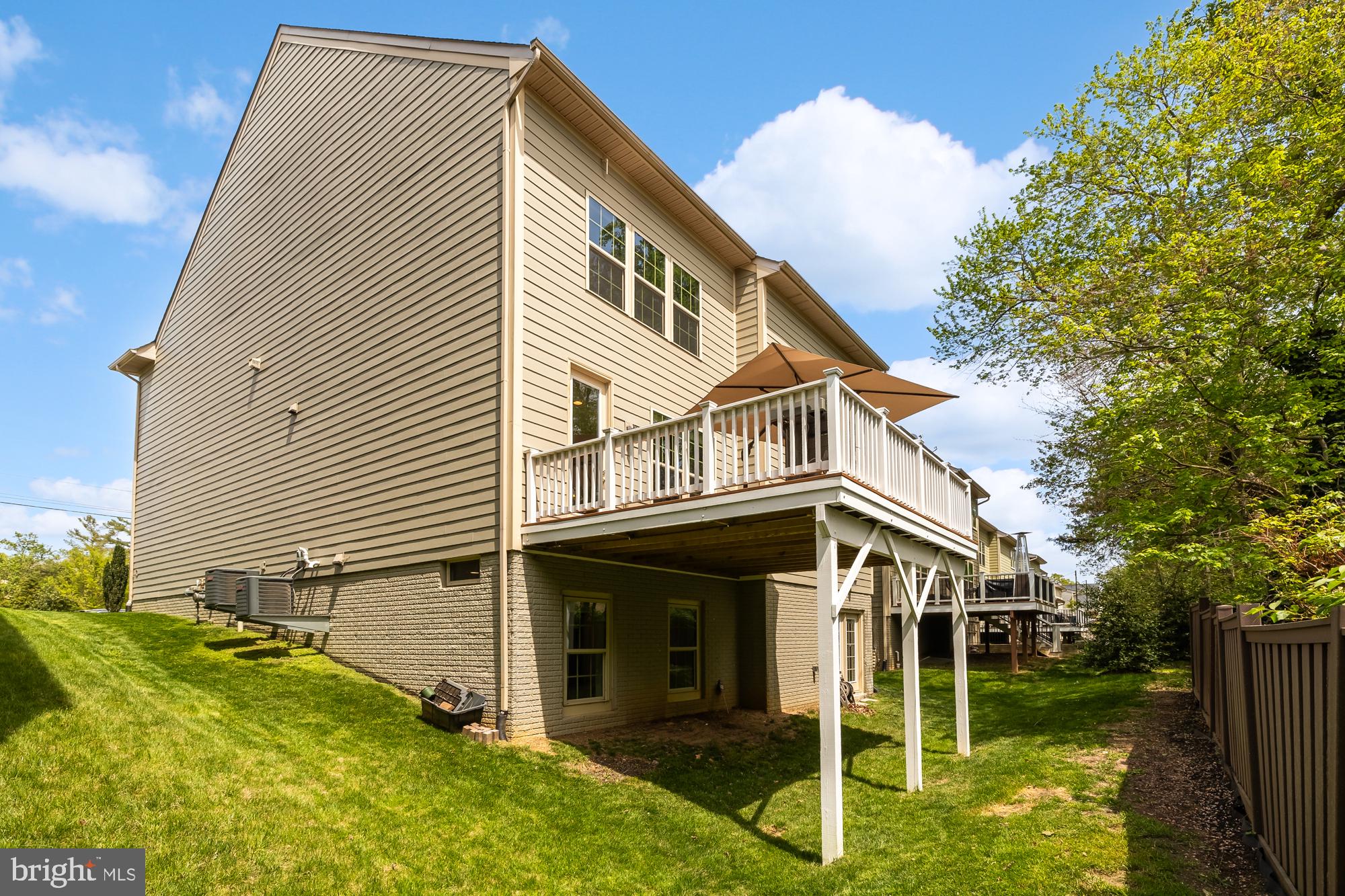 WOODSON SQUARE - Residential