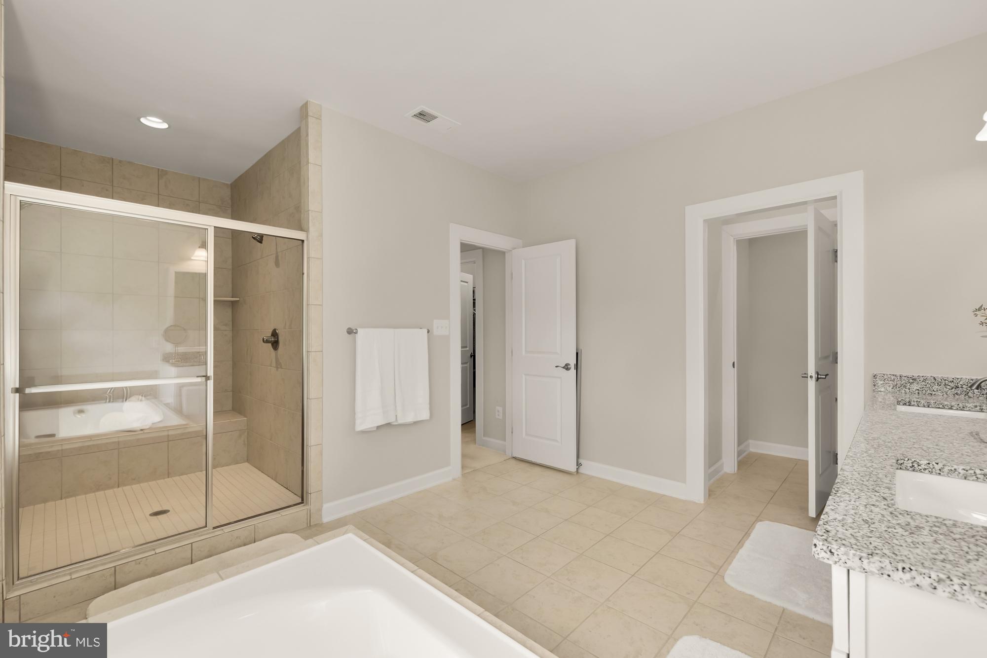 WOODSON SQUARE - Residential