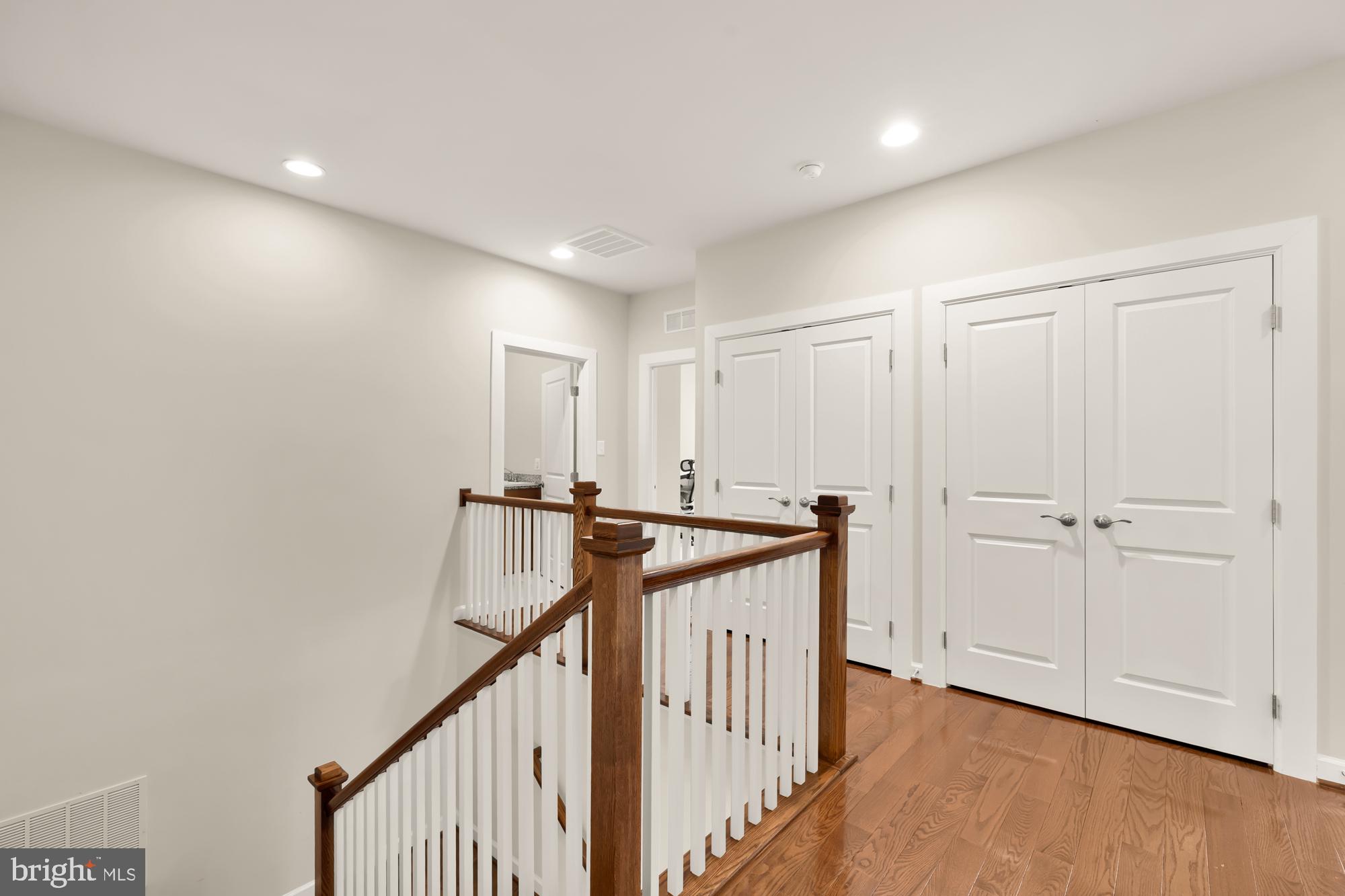 WOODSON SQUARE - Residential