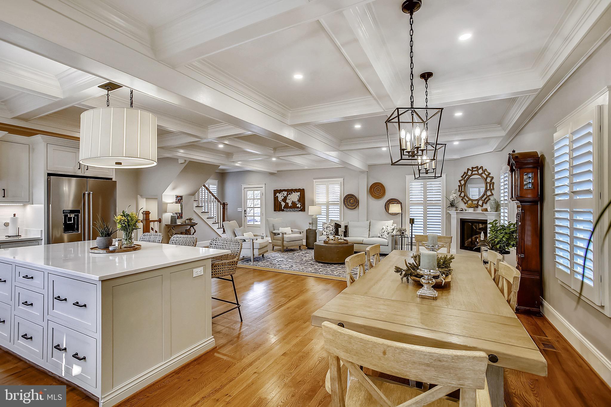 MAYWOOD - Residential