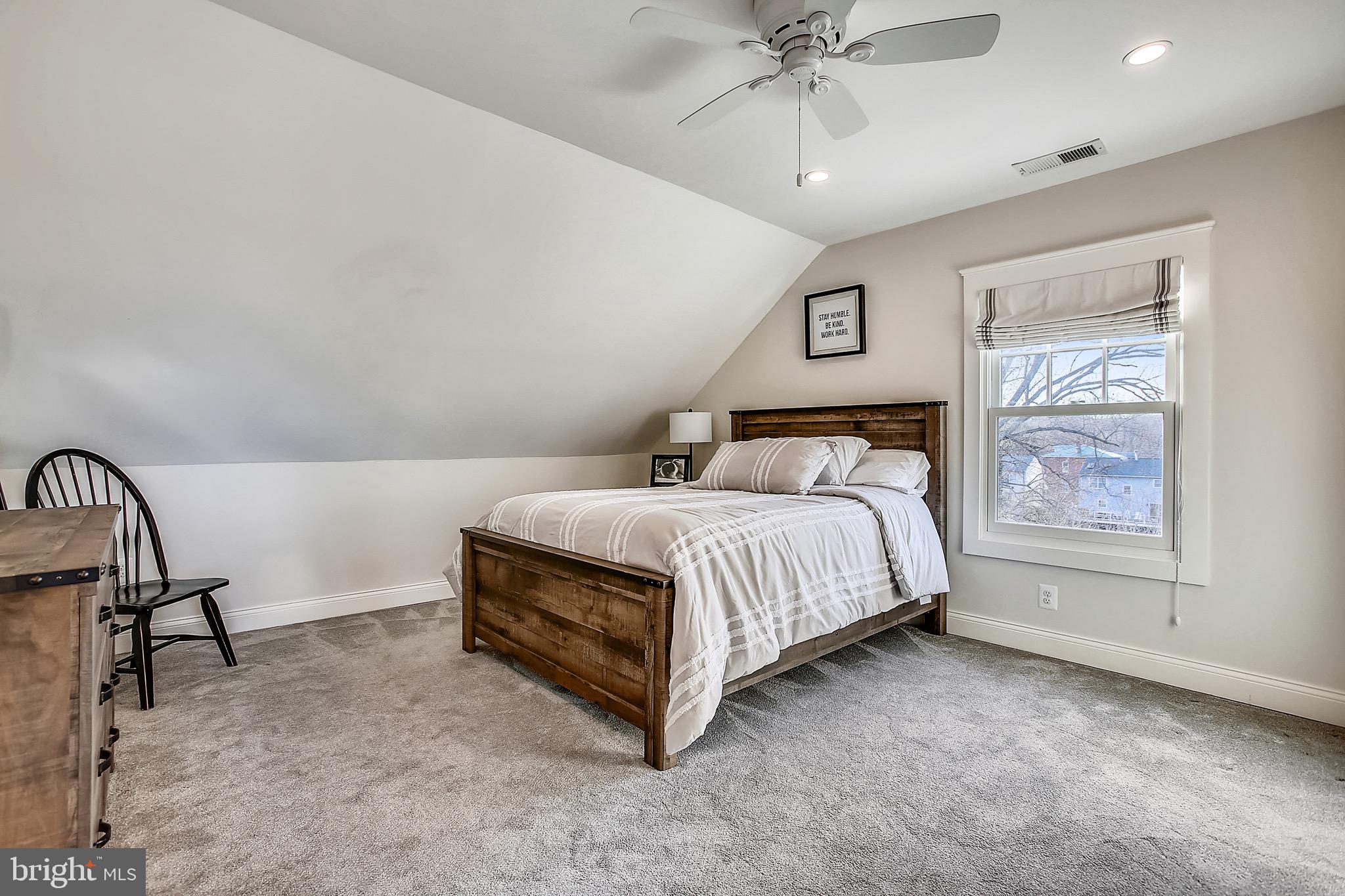 MAYWOOD - Residential