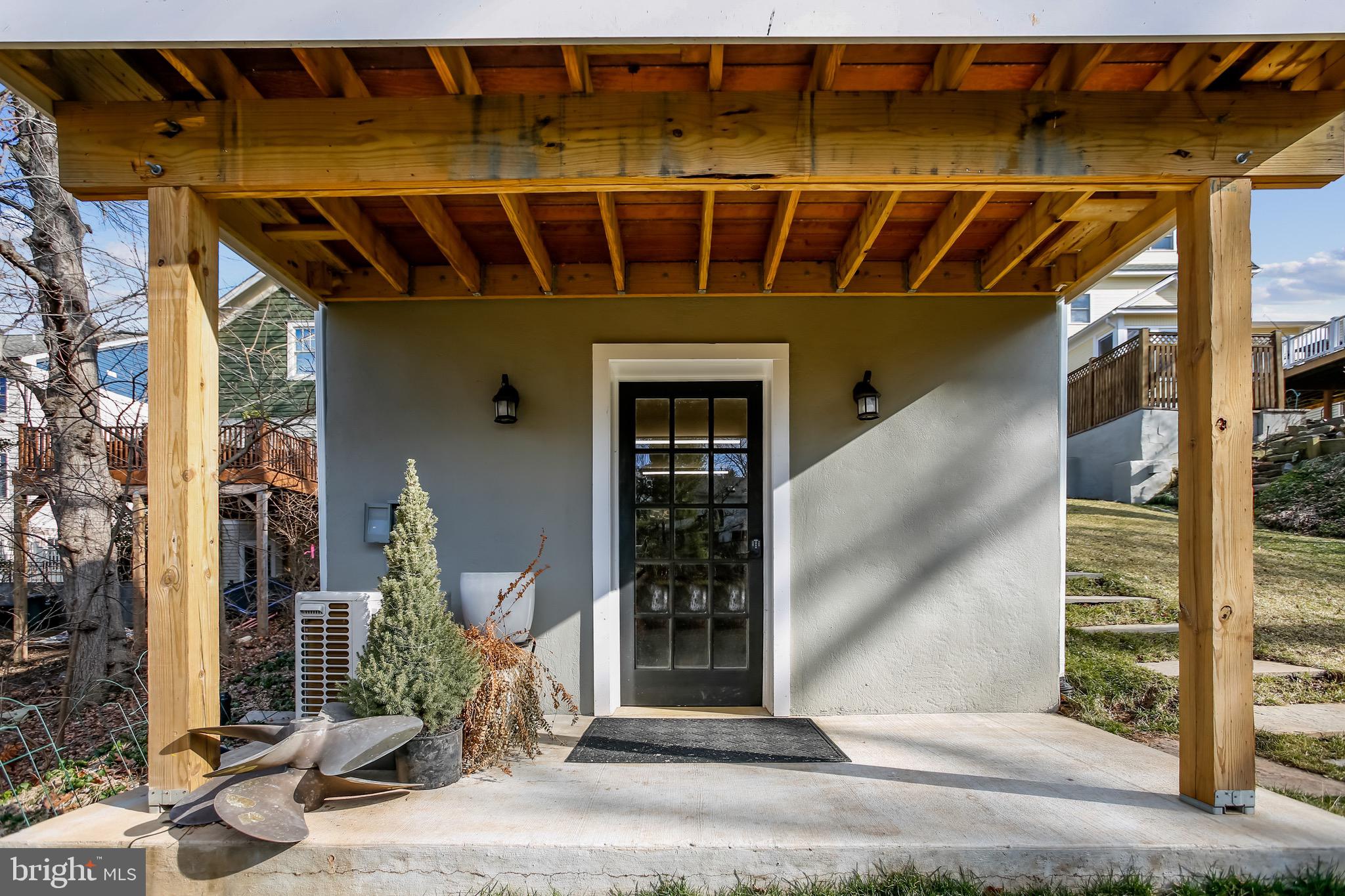 MAYWOOD - Residential