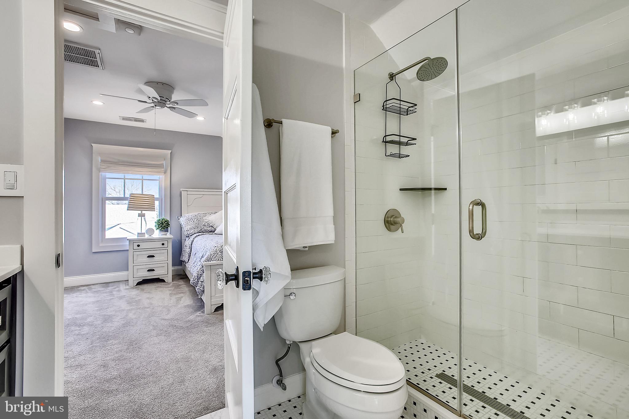 MAYWOOD - Residential