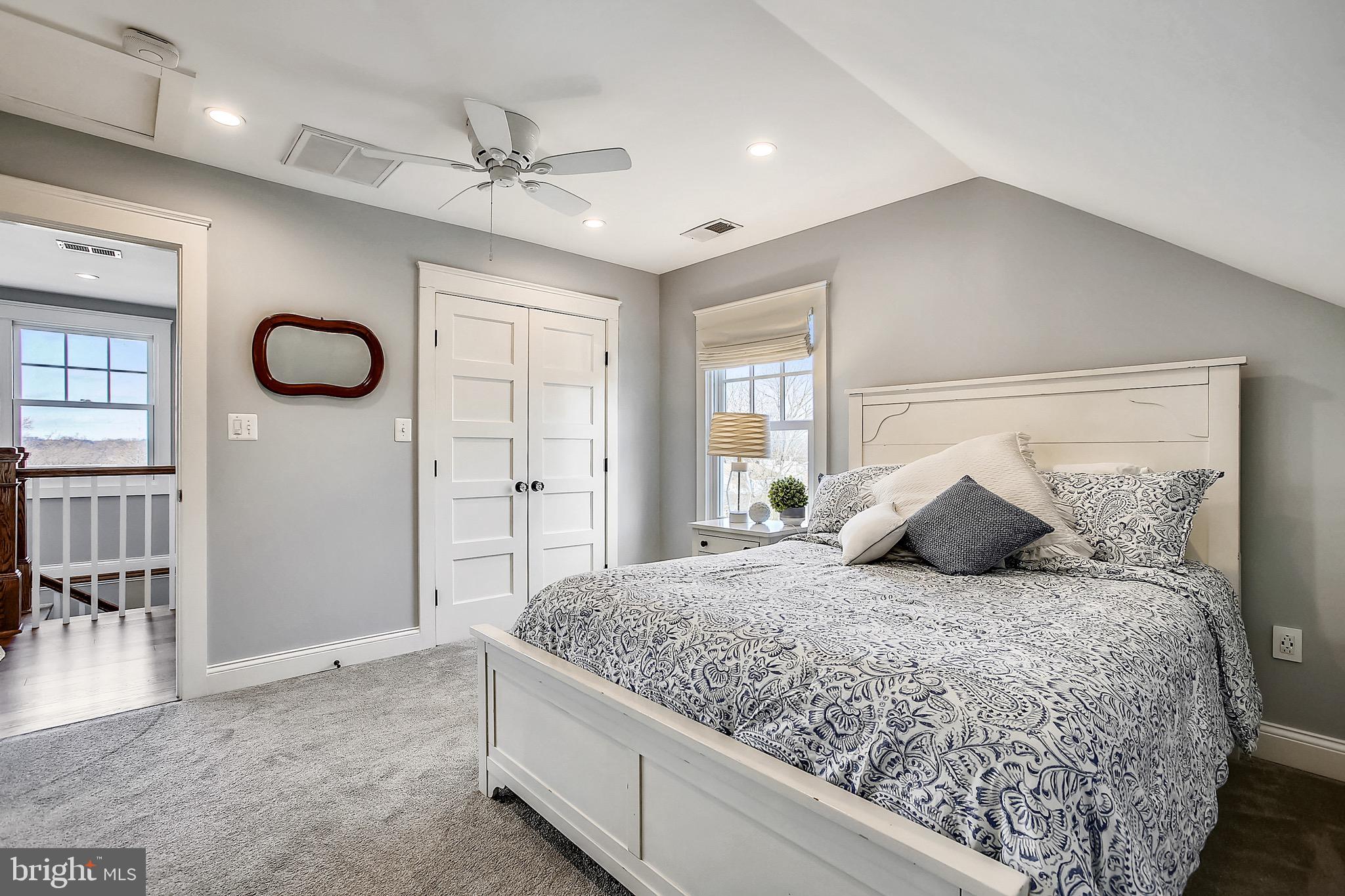 MAYWOOD - Residential