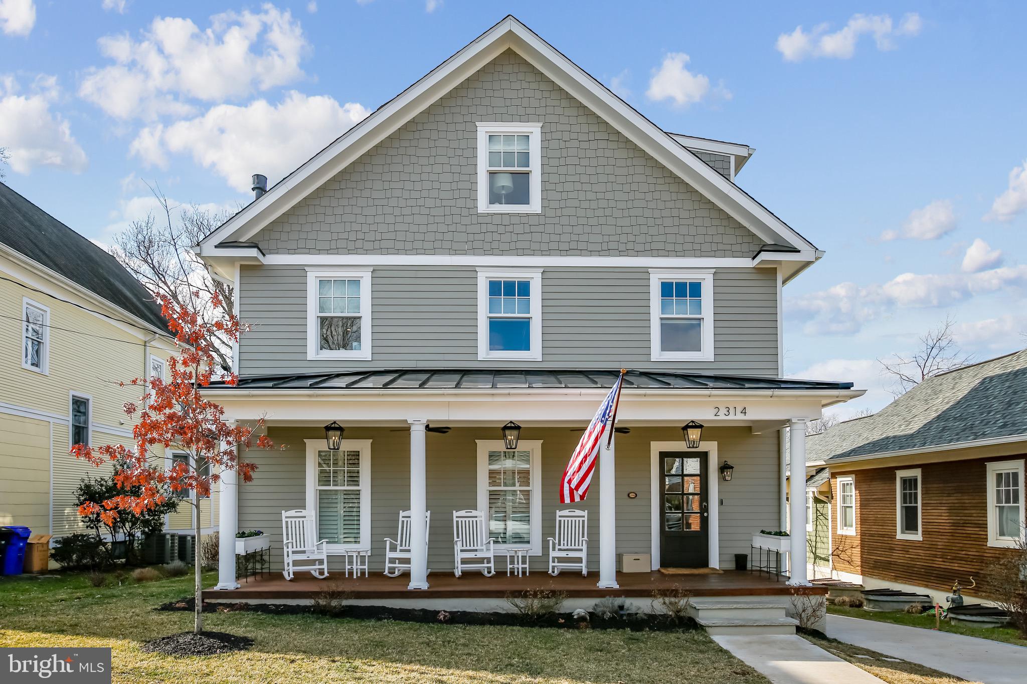 MAYWOOD - Residential