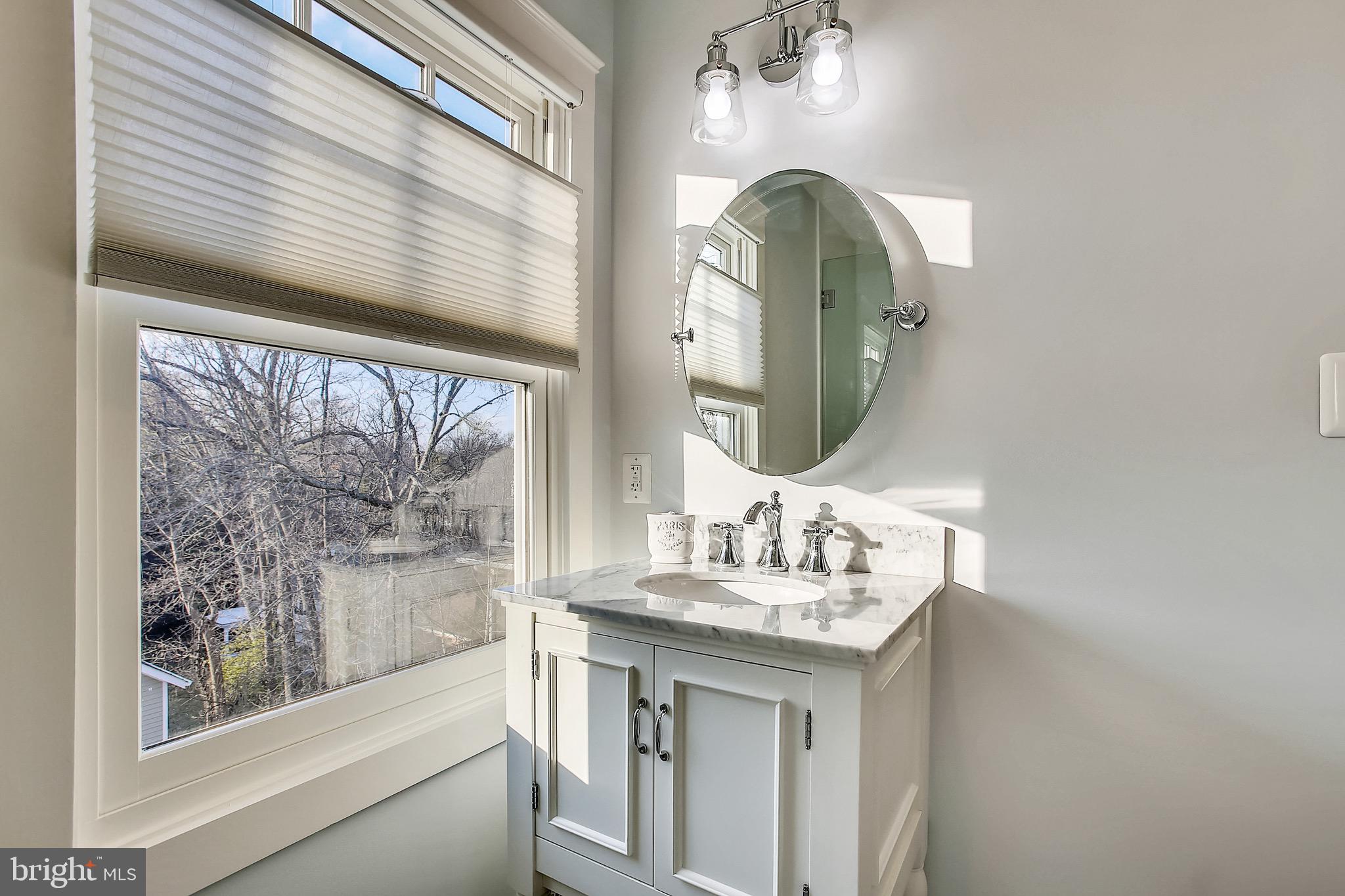 MAYWOOD - Residential