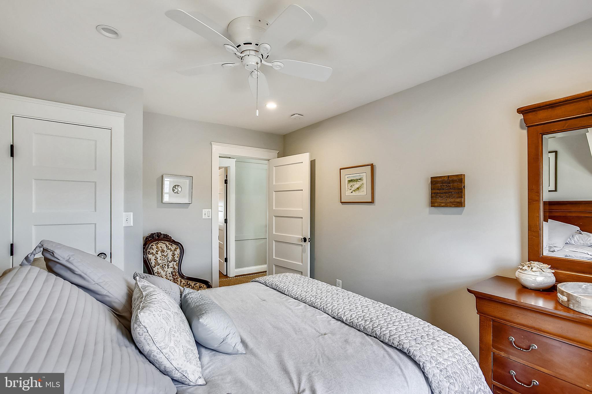 MAYWOOD - Residential