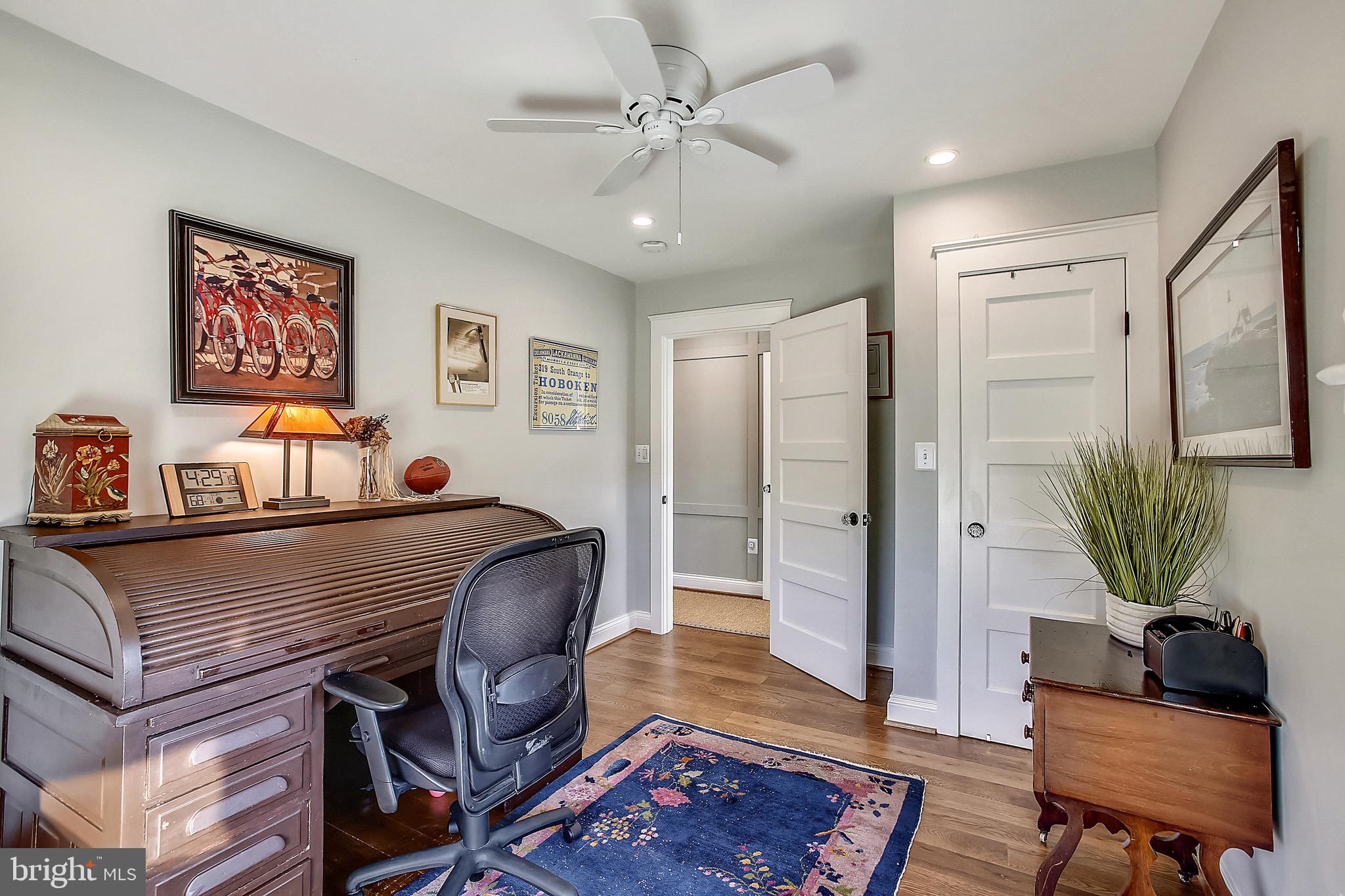 MAYWOOD - Residential