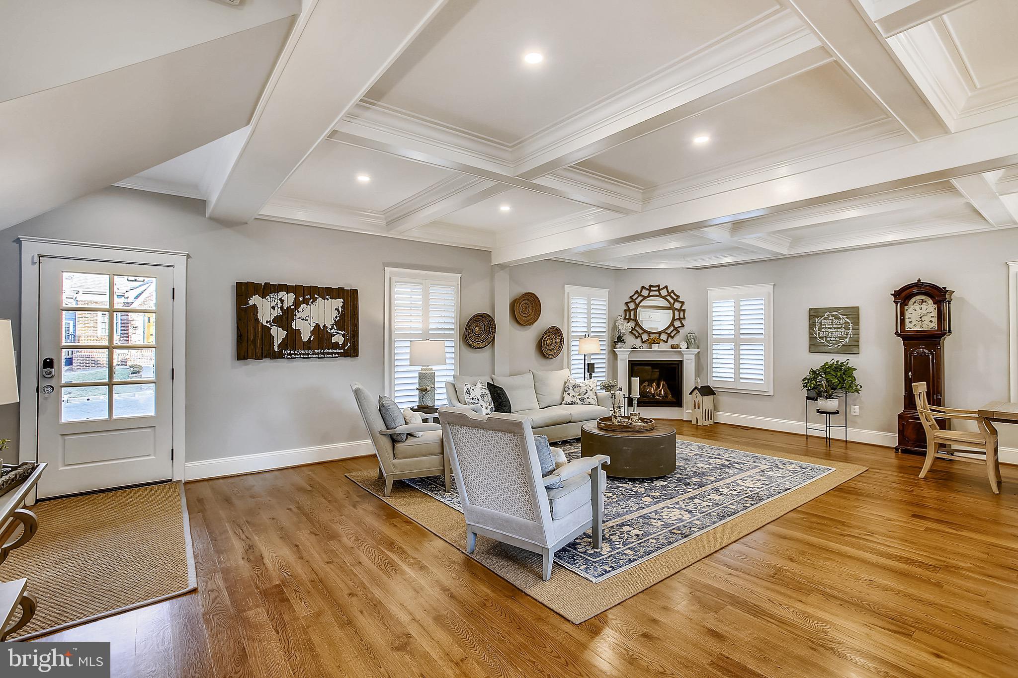 MAYWOOD - Residential