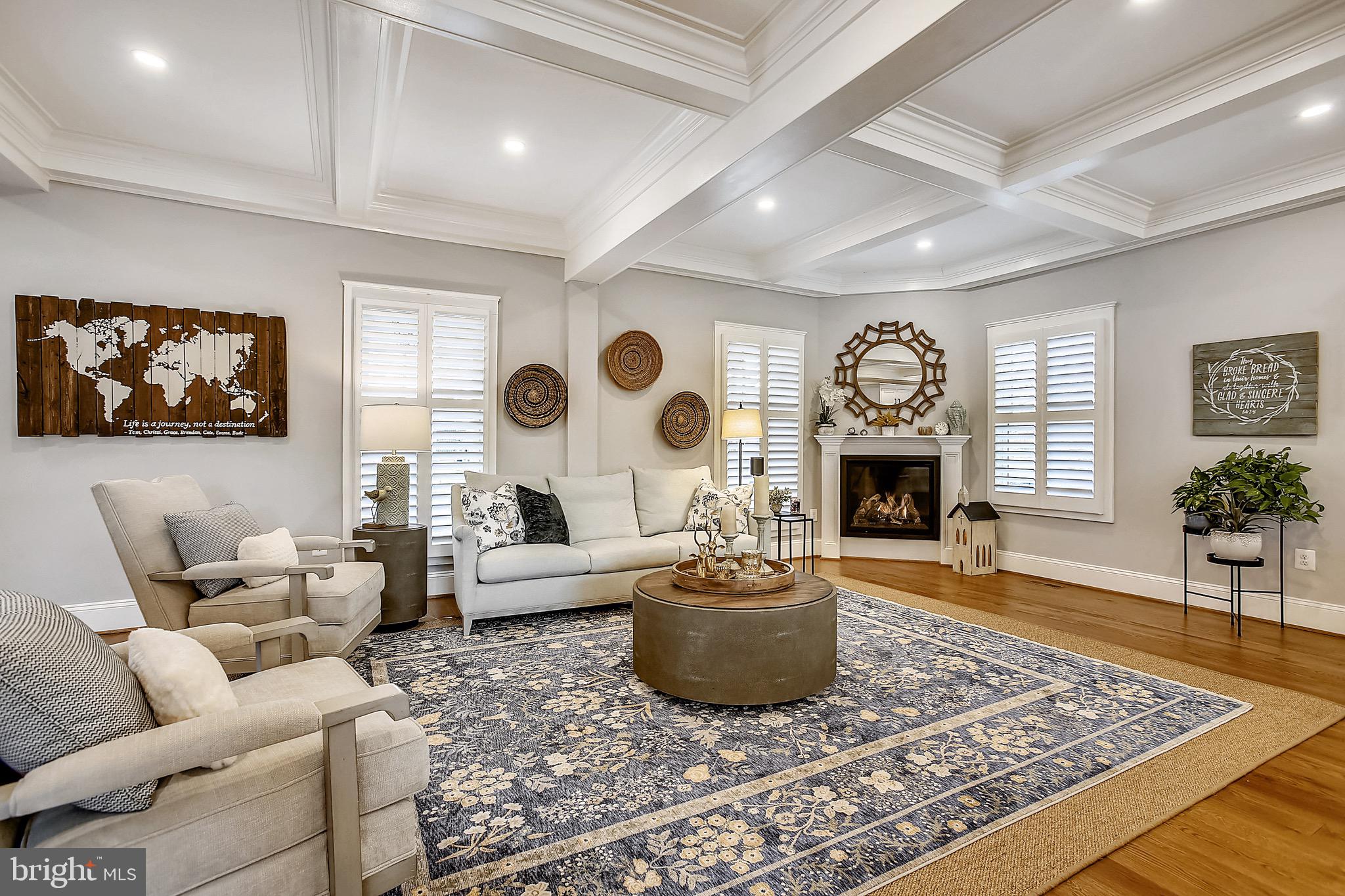 MAYWOOD - Residential